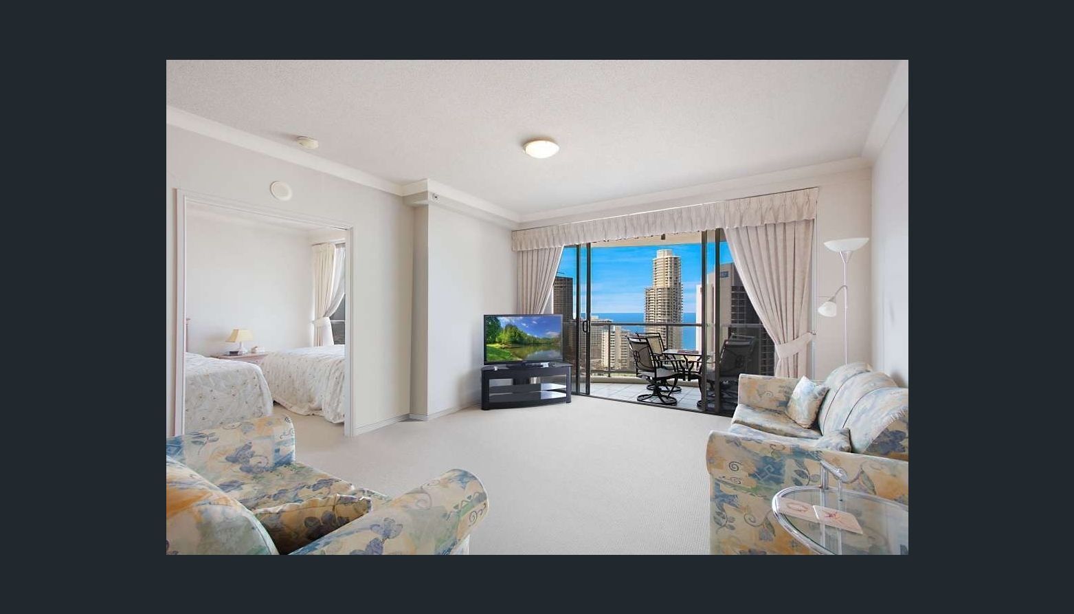 Mantra Towers of Chevron by Holiday Rentals Surfers Paradise