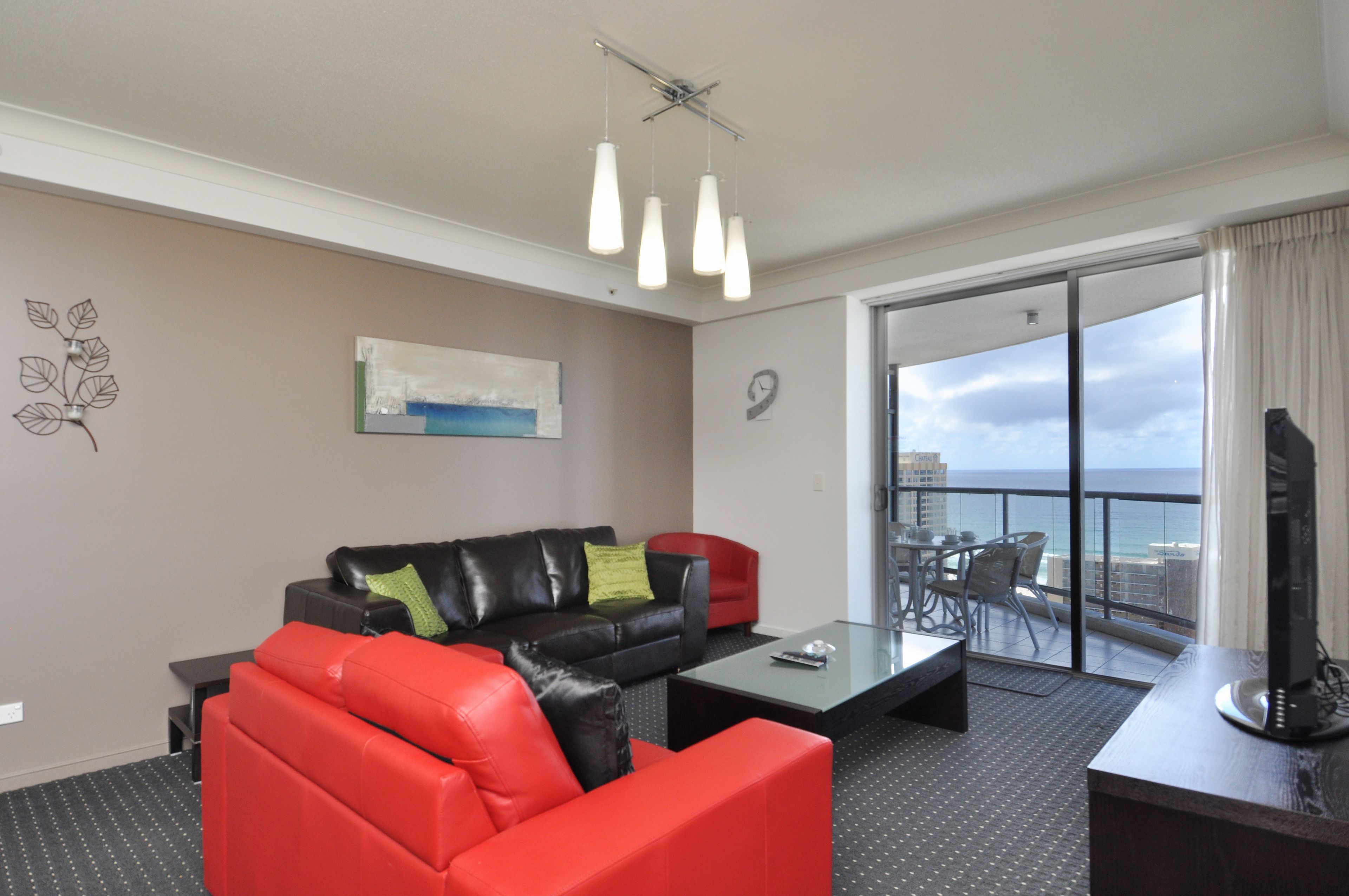 Mantra Towers of Chevron by Holiday Rentals Surfers Paradise