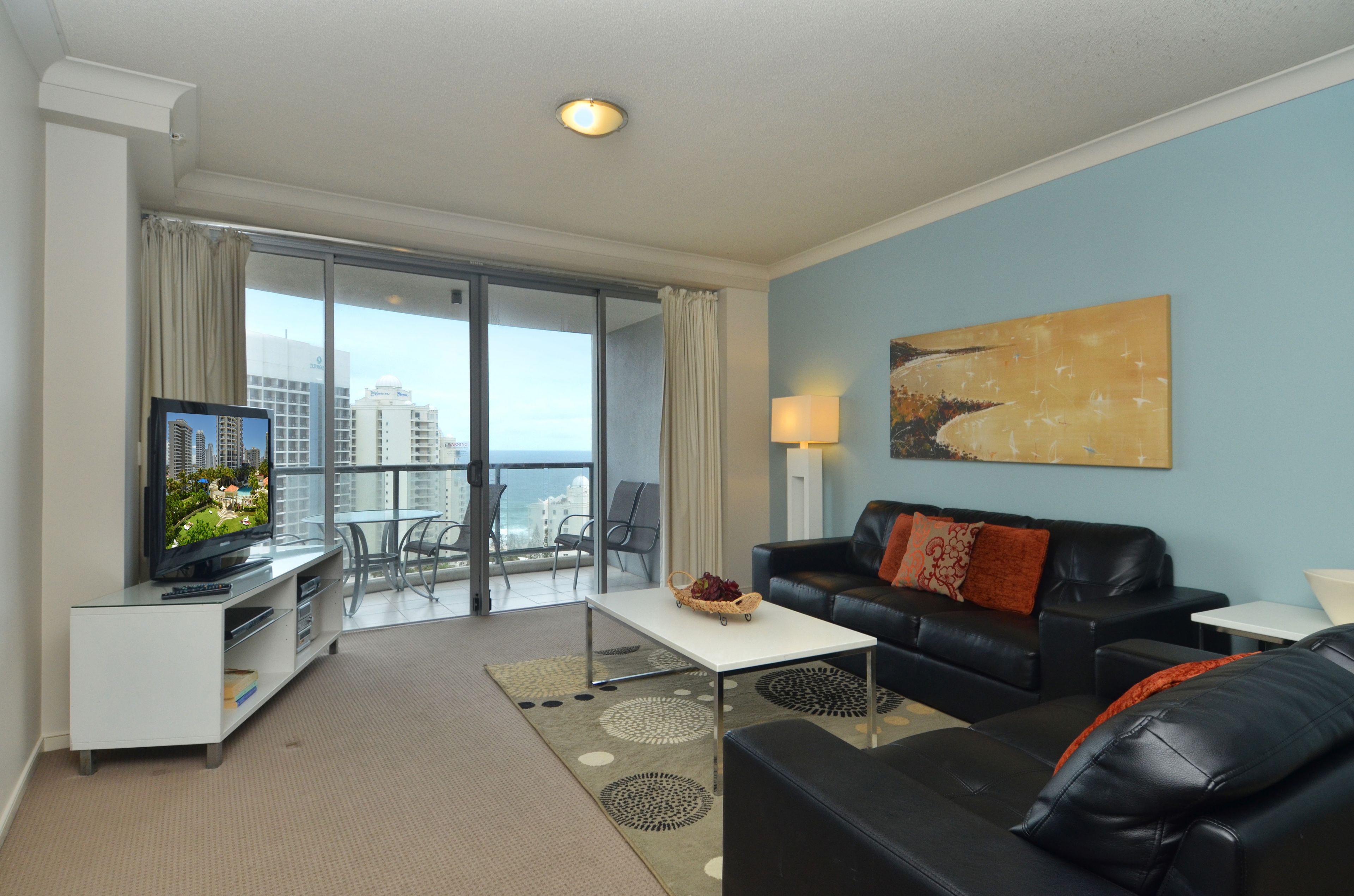 Mantra Towers of Chevron by Holiday Rentals Surfers Paradise