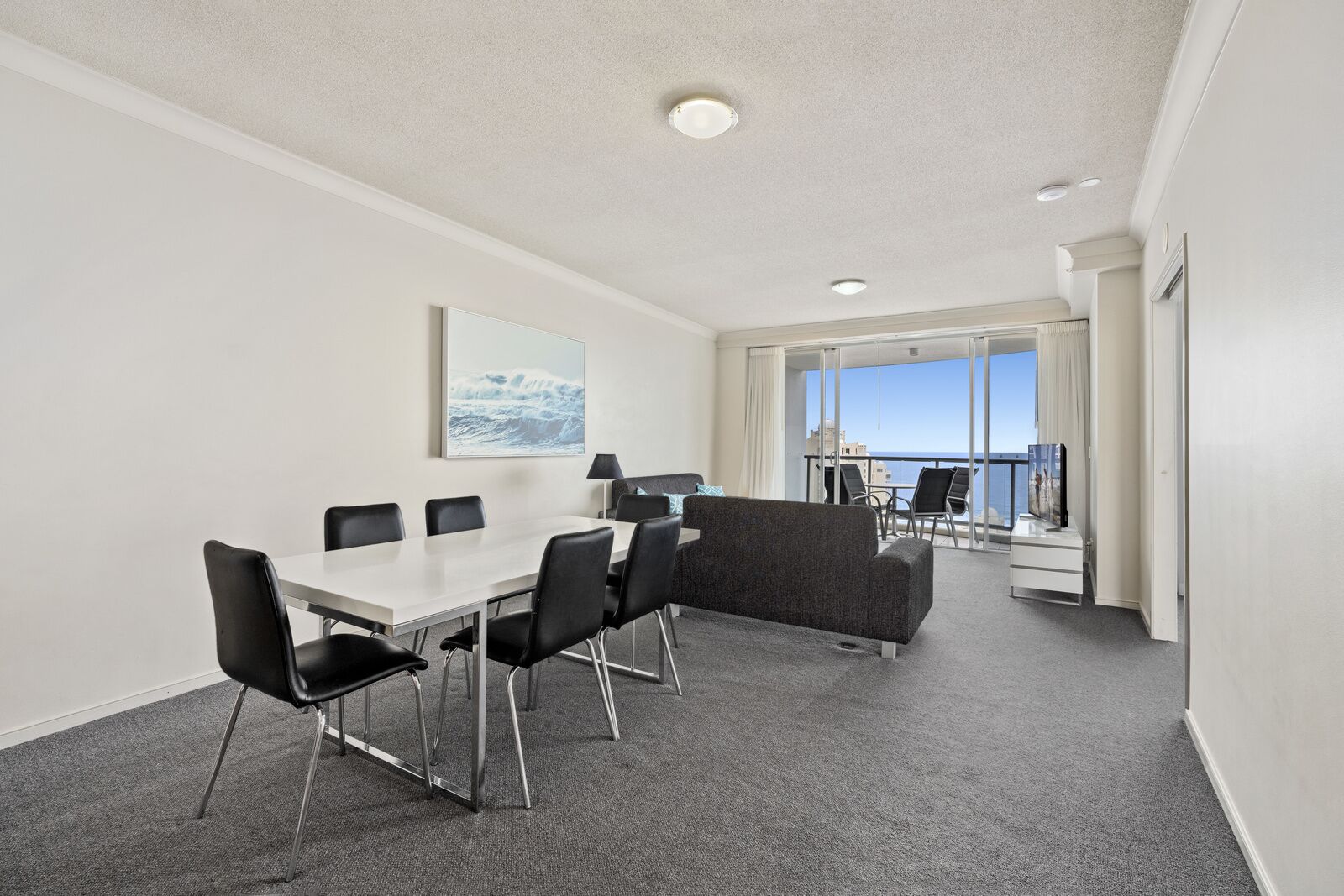 Mantra Towers of Chevron by Holiday Rentals Surfers Paradise
