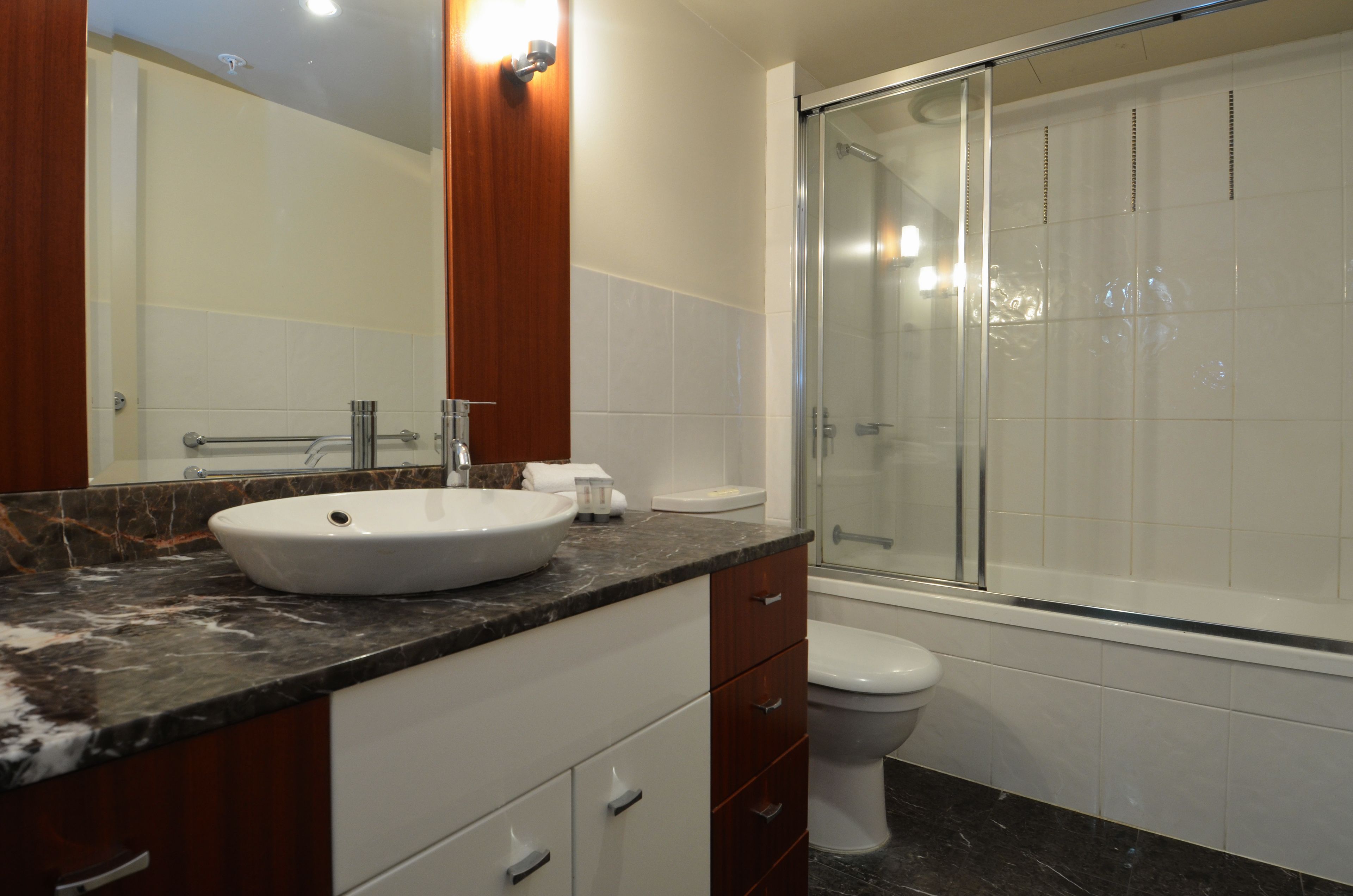 Mantra Towers of Chevron by Holiday Rentals Surfers Paradise
