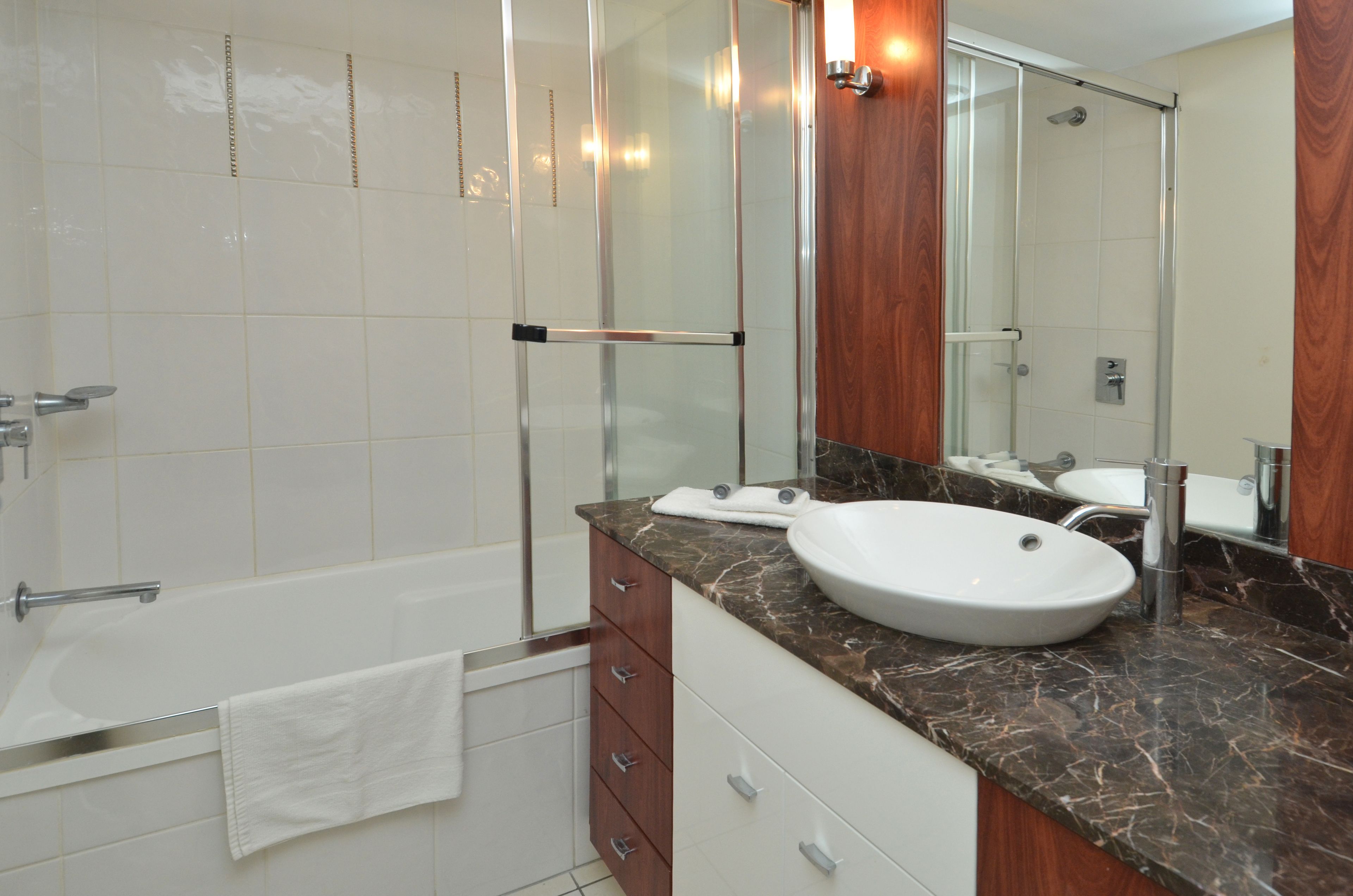 Mantra Towers of Chevron by Holiday Rentals Surfers Paradise