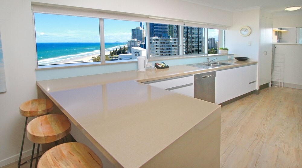 Narrowneck Court