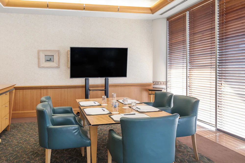Oaks Gold Coast Hotel