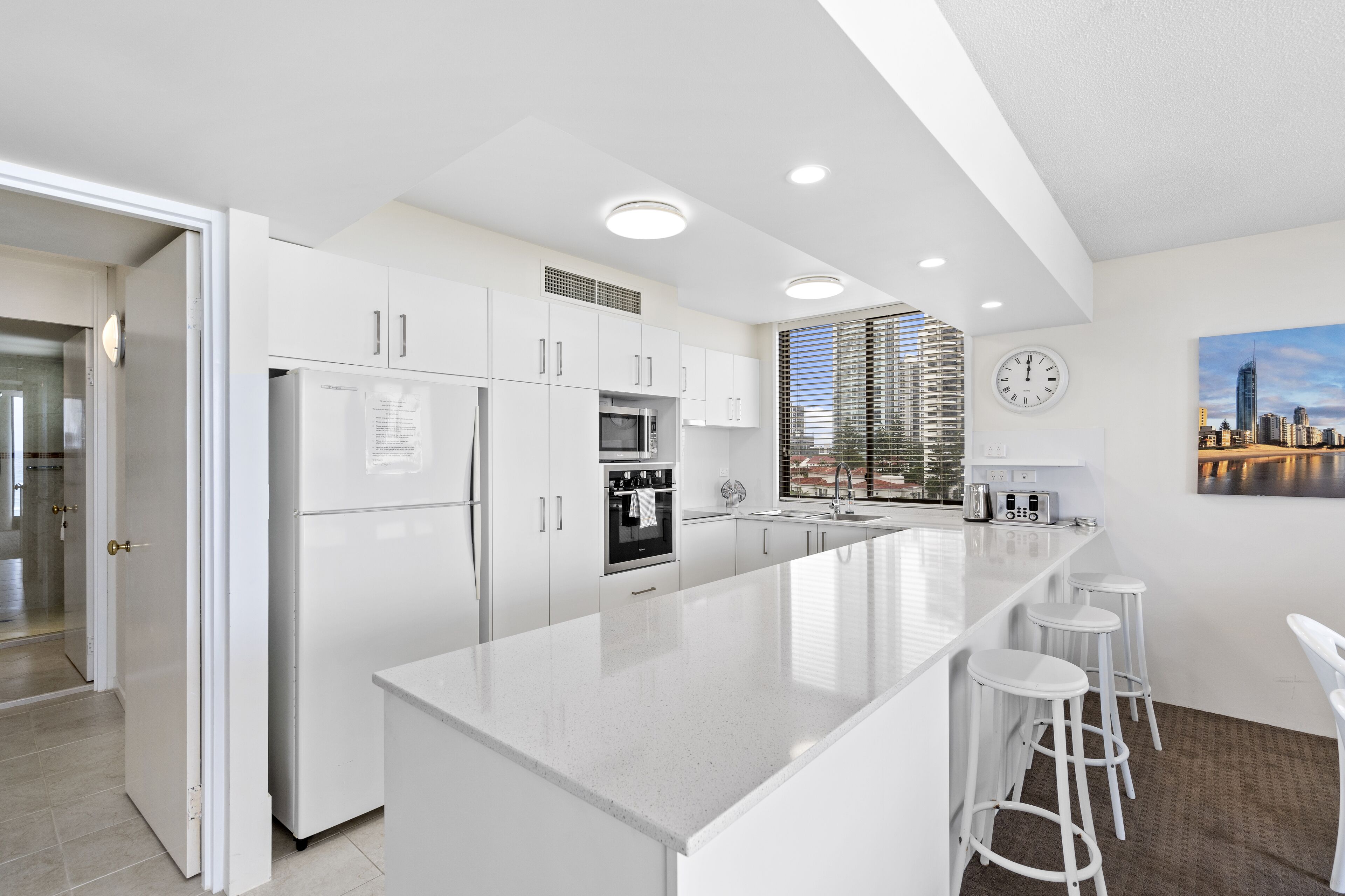 Premiere Apartments by Holiday Rental Surfers Paradise