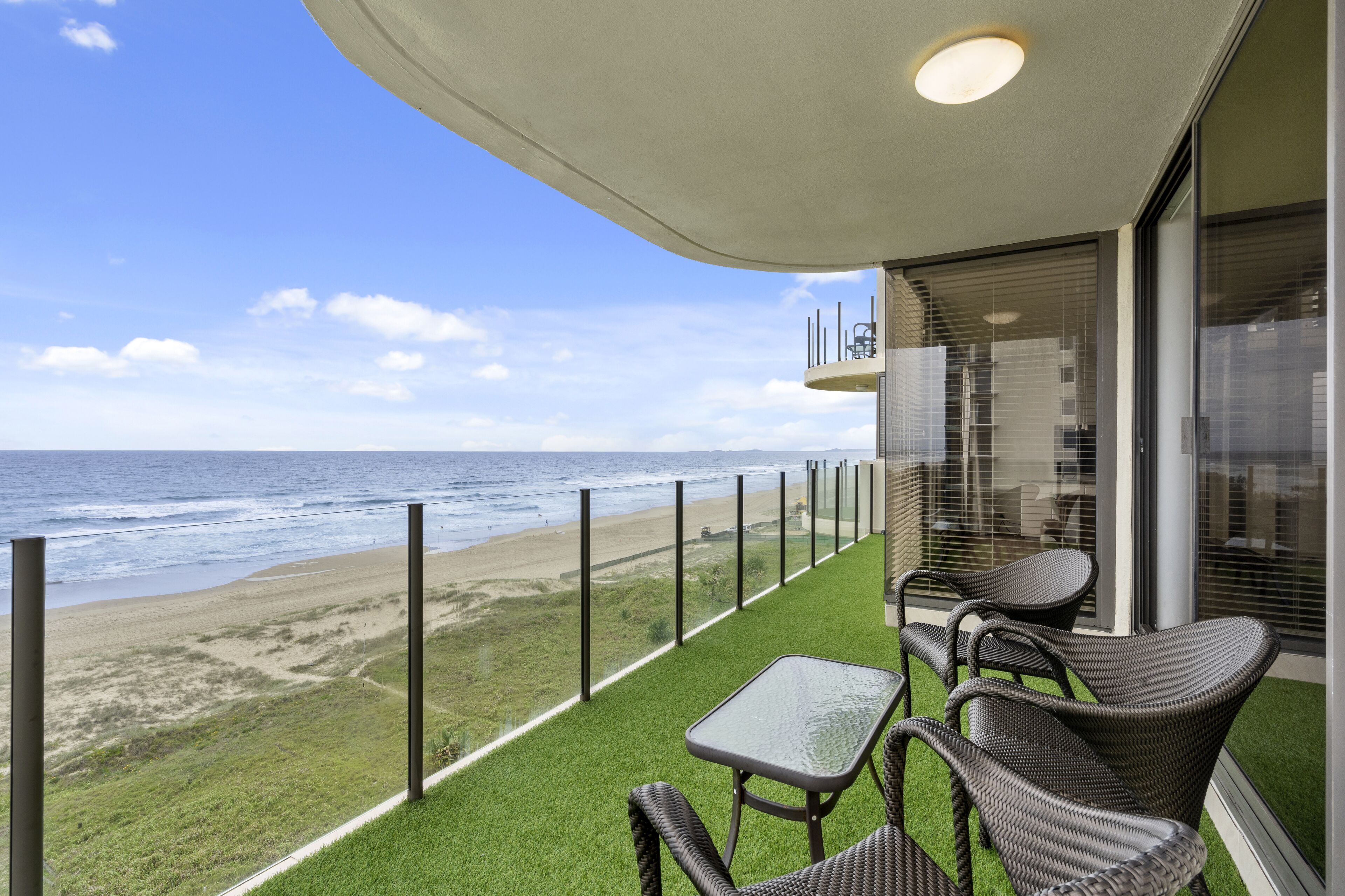 Premiere Apartments by Holiday Rental Surfers Paradise