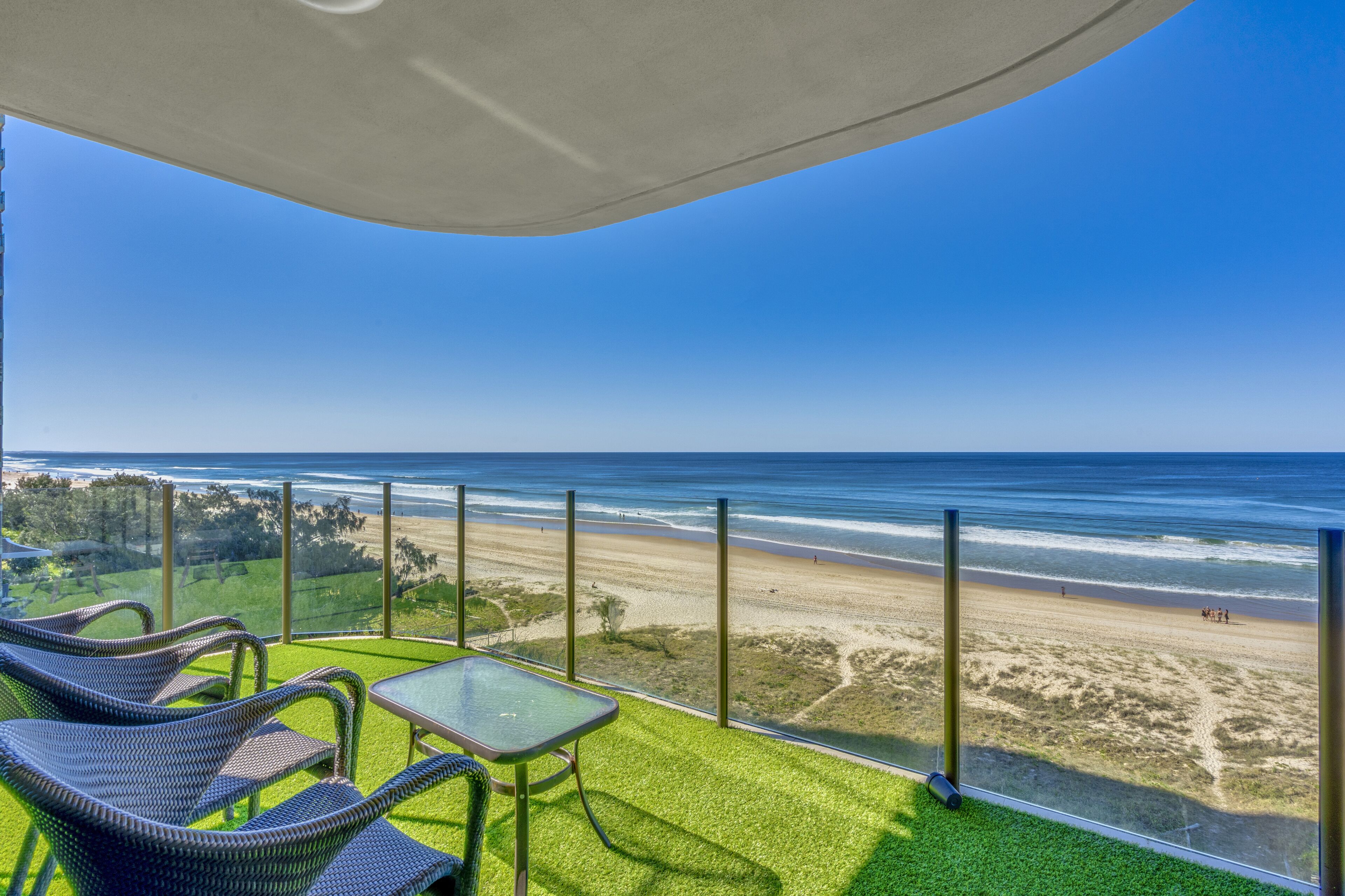 Premiere Apartments by Holiday Rental Surfers Paradise