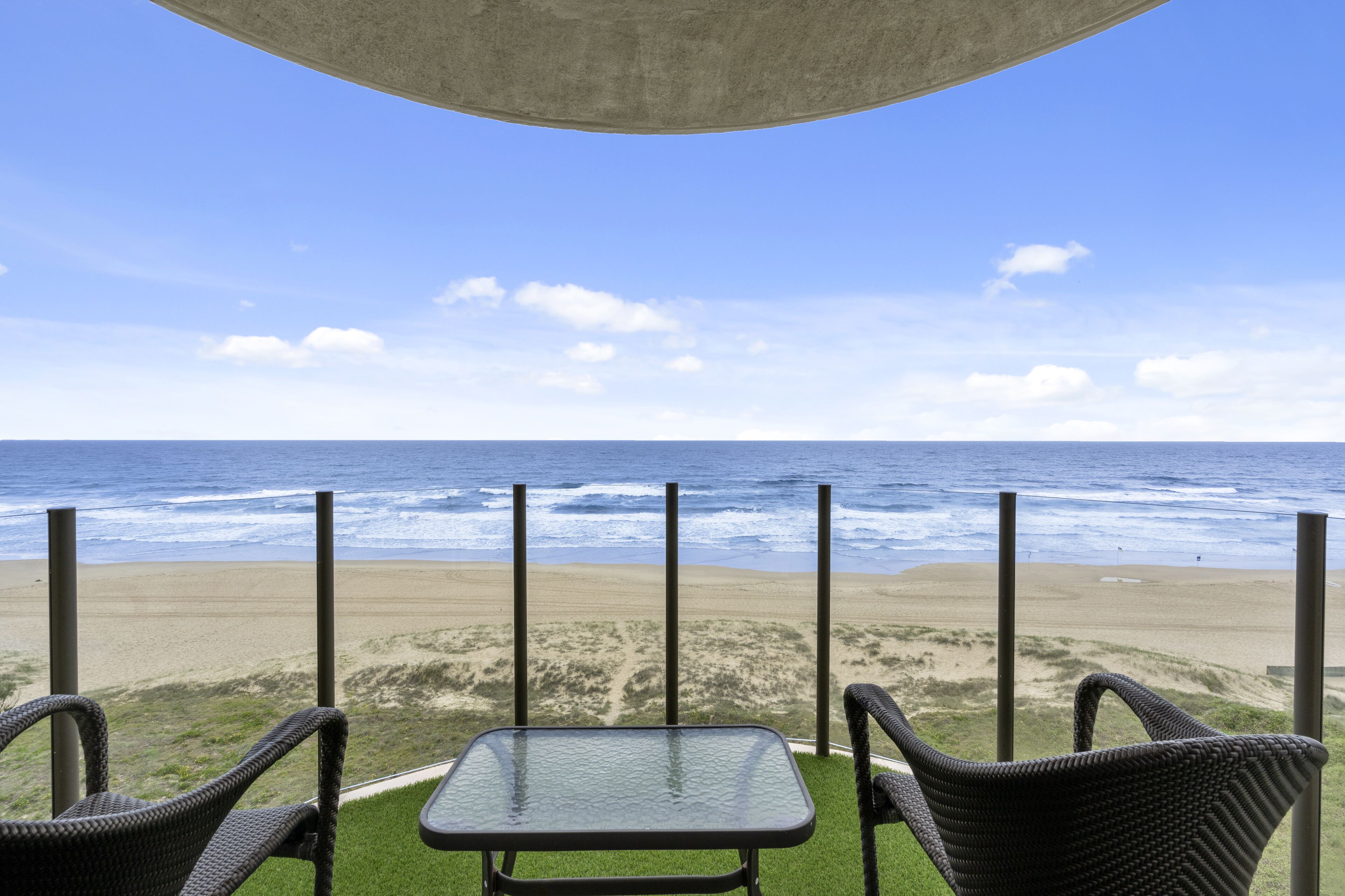 Premiere Apartments by Holiday Rental Surfers Paradise