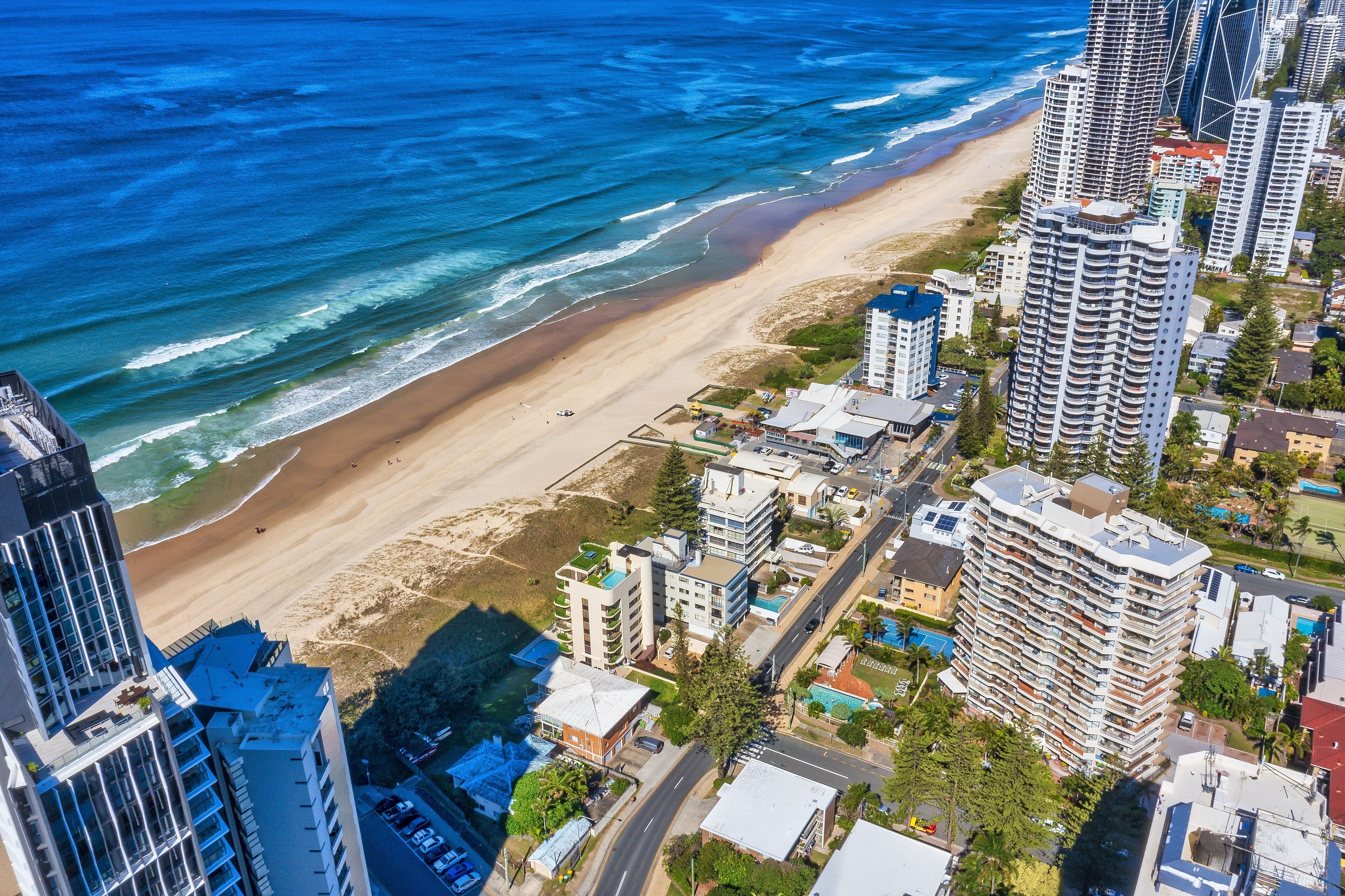 Premiere Apartments by Holiday Rental Surfers Paradise