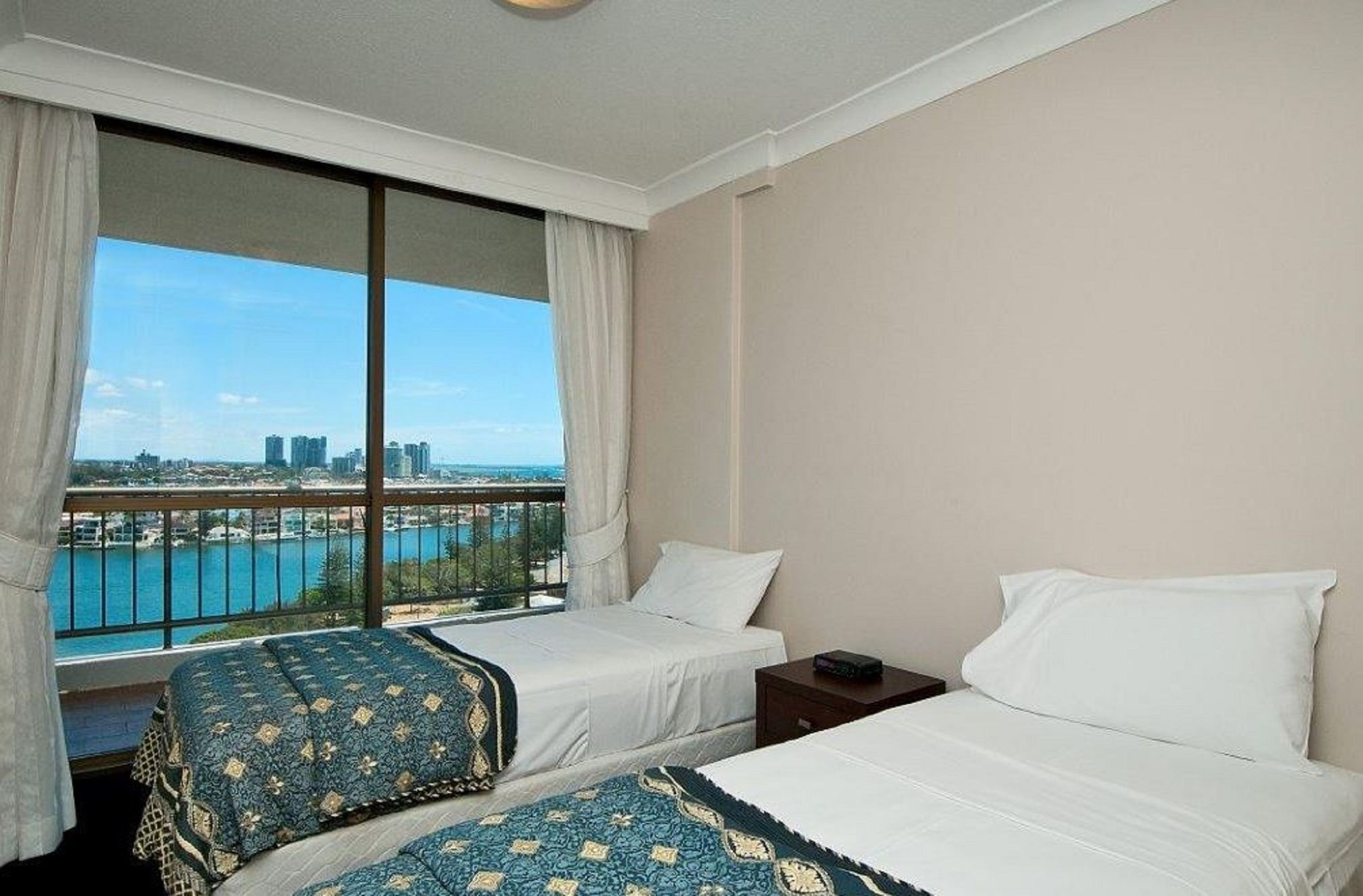 Spectrum Holiday Apartments