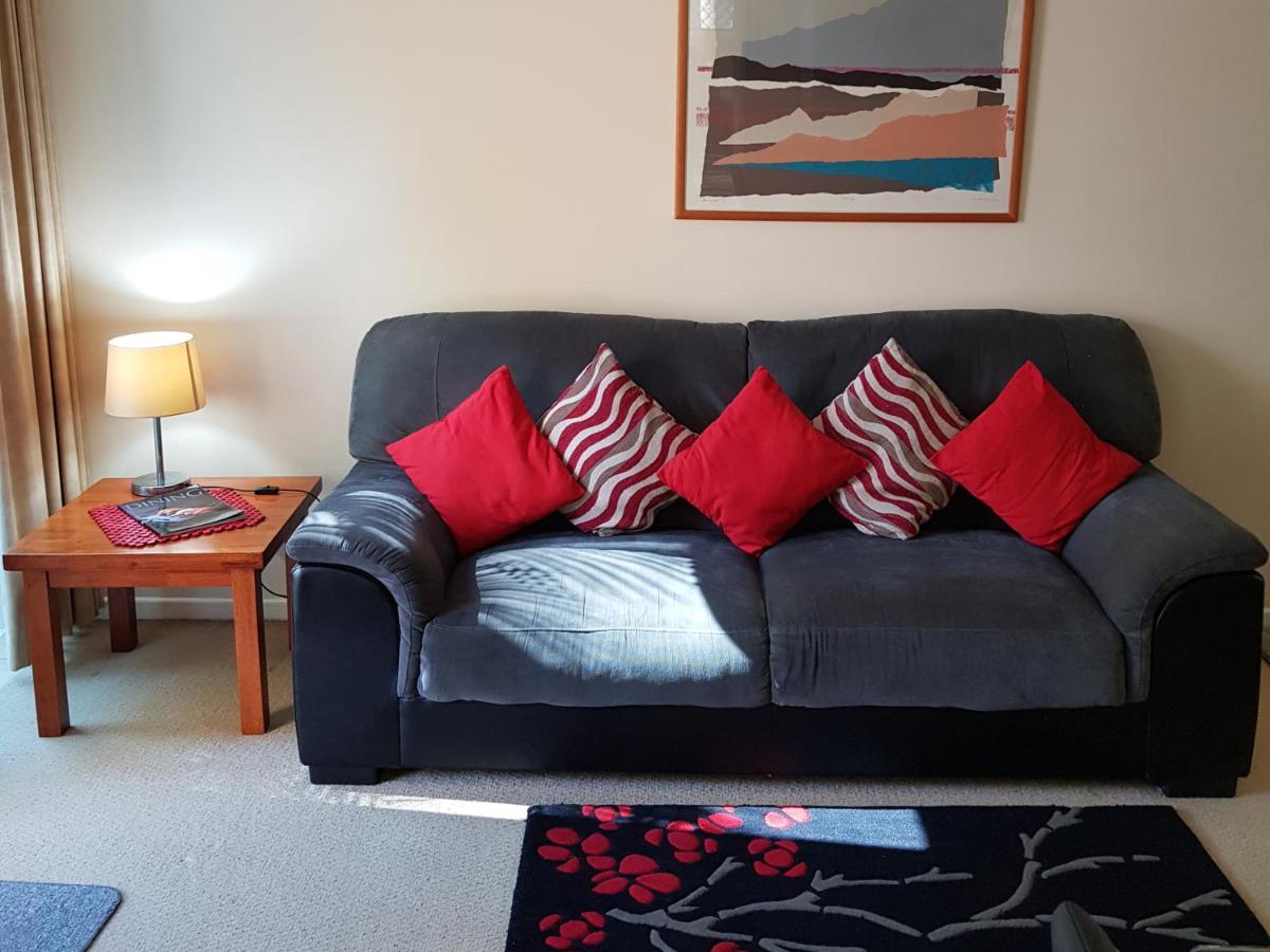 Surfers Beach Resort One