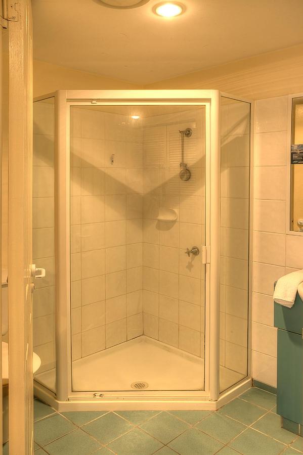 Surfers Beach Resort One