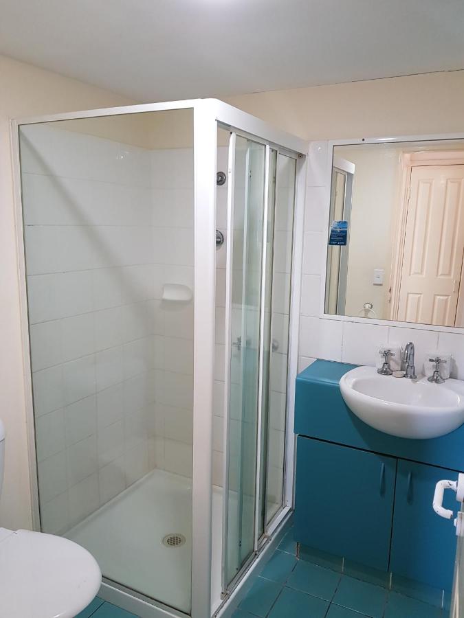 Surfers Beach Resort One