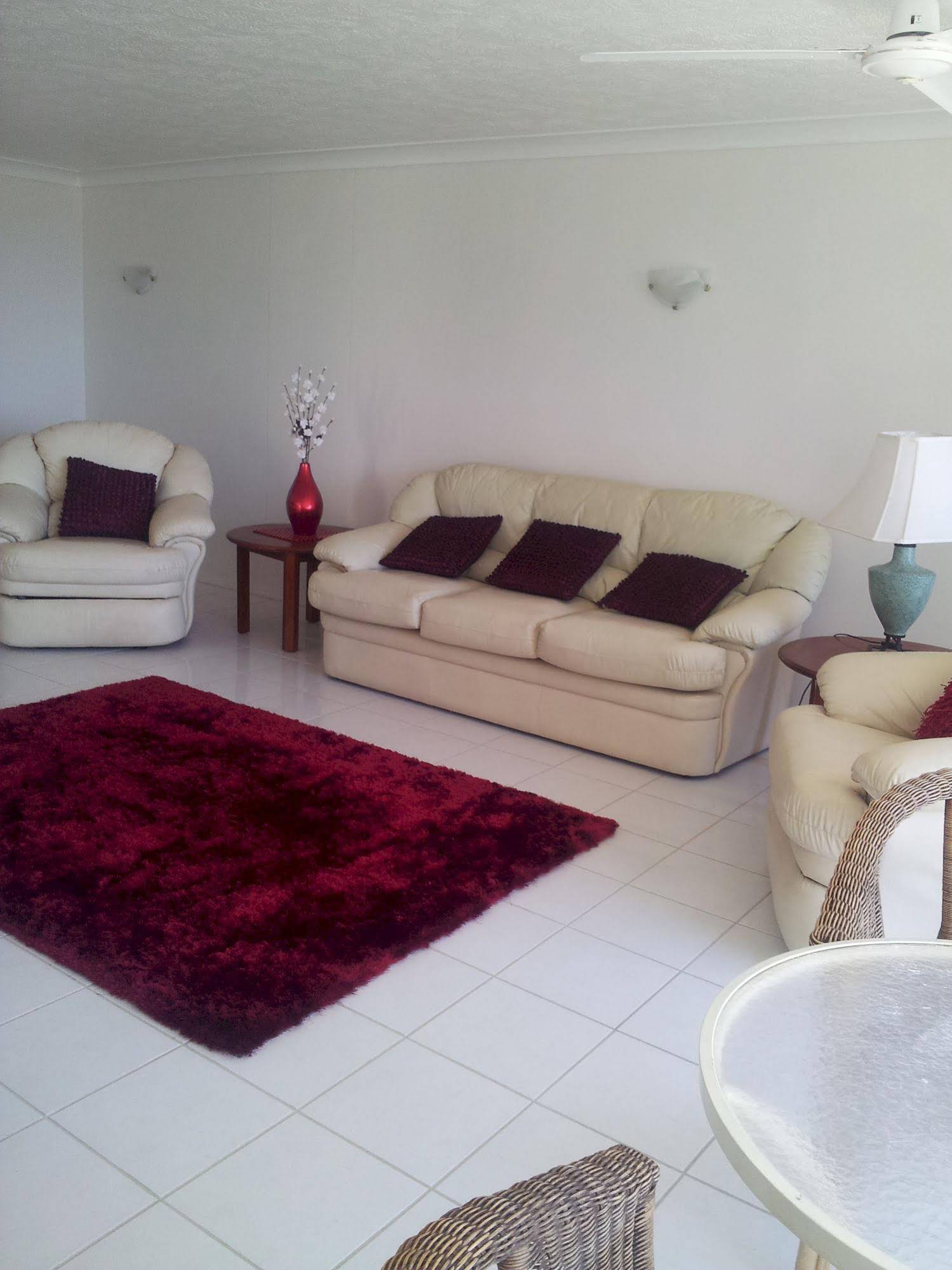 Surfers Chalet