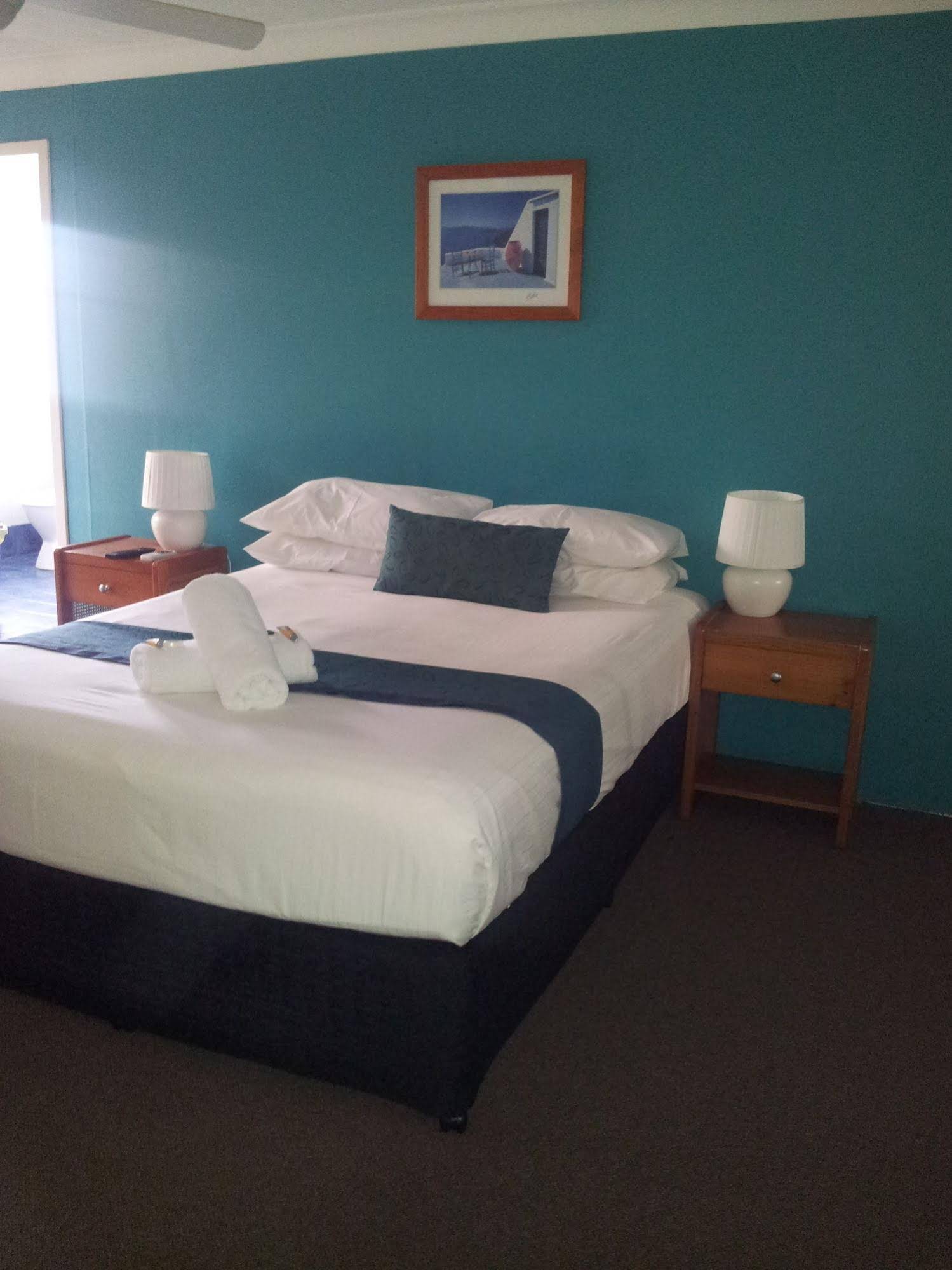 Surfers Chalet