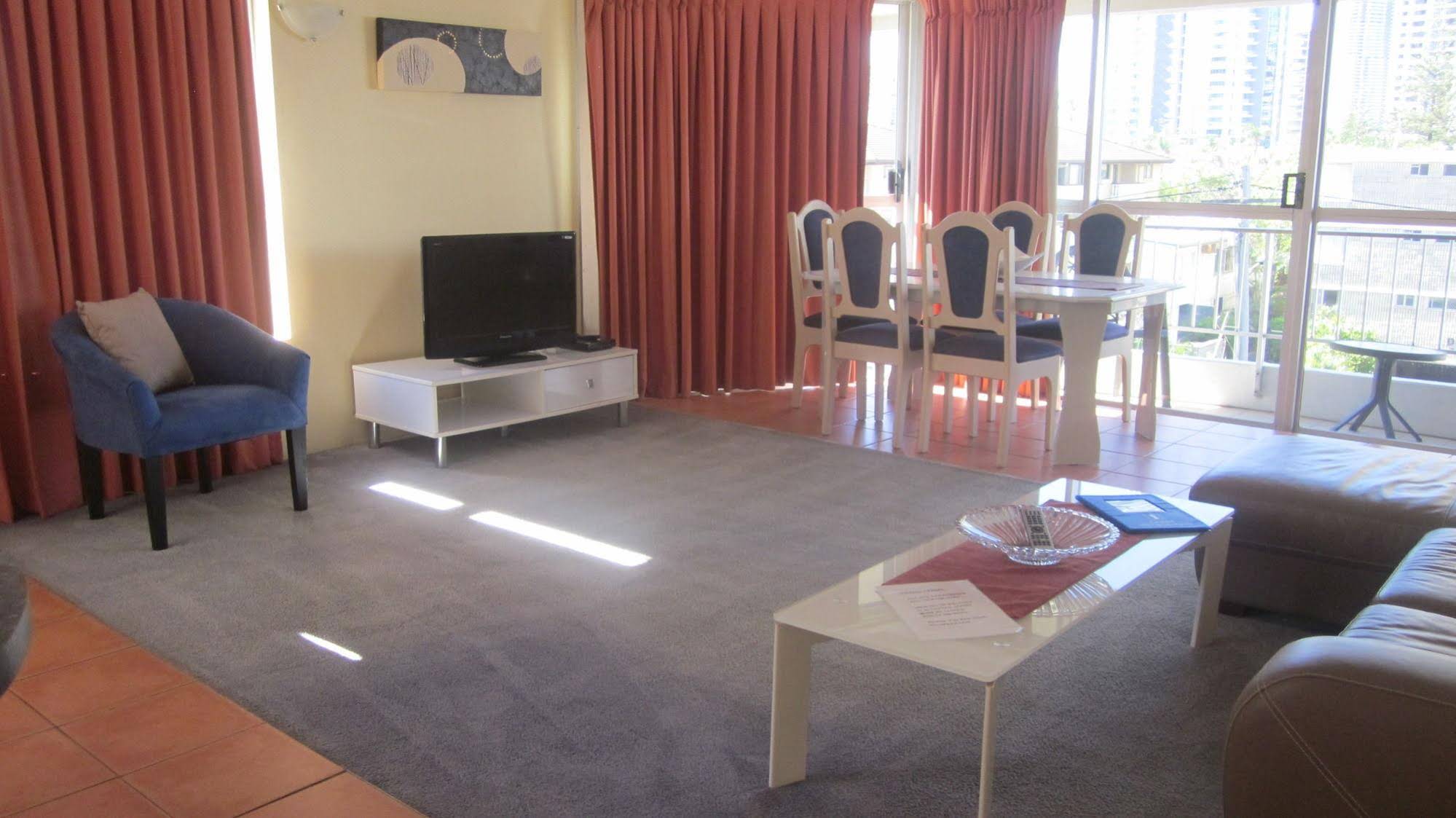 Surfers Chalet