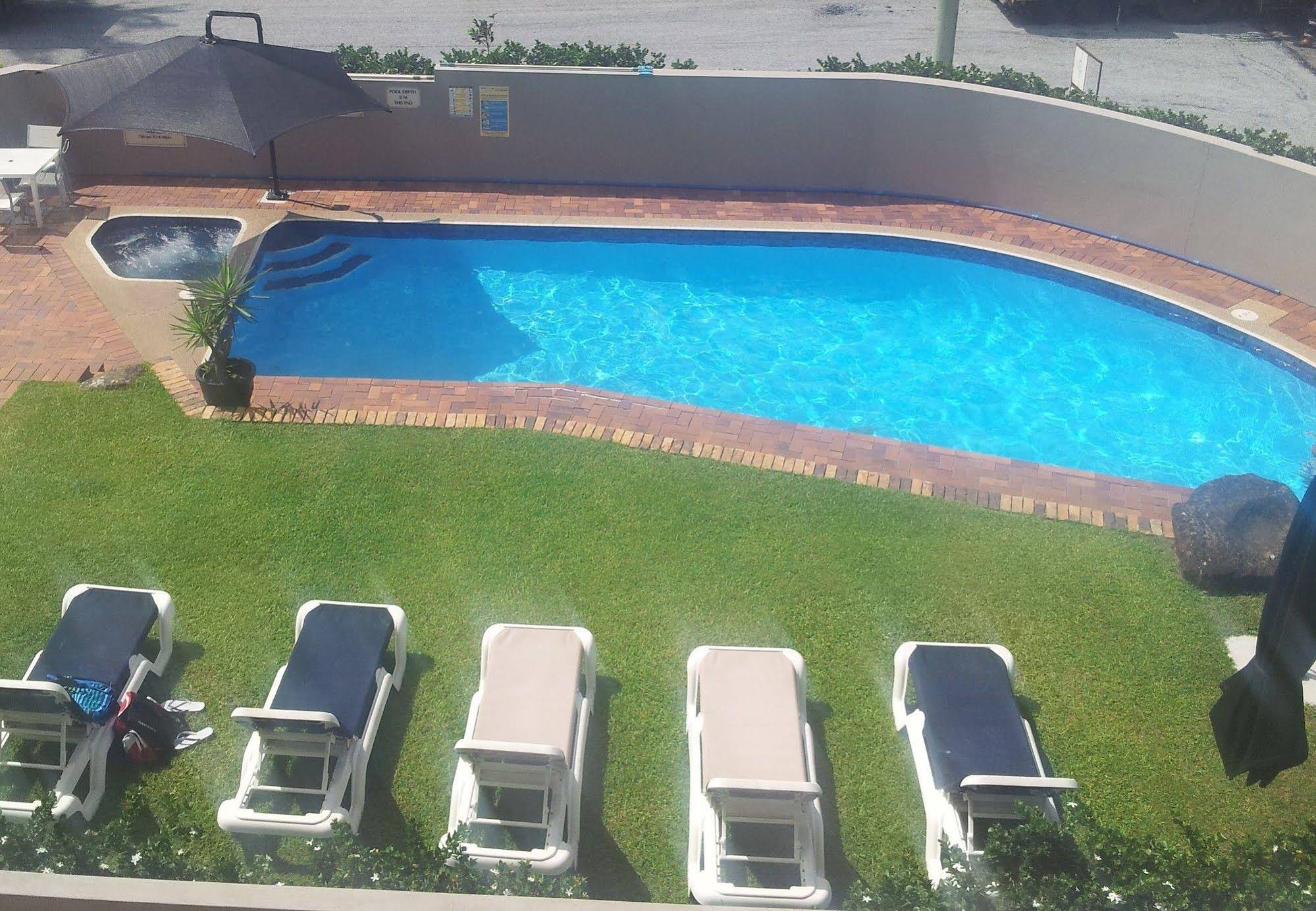 Surfers Chalet