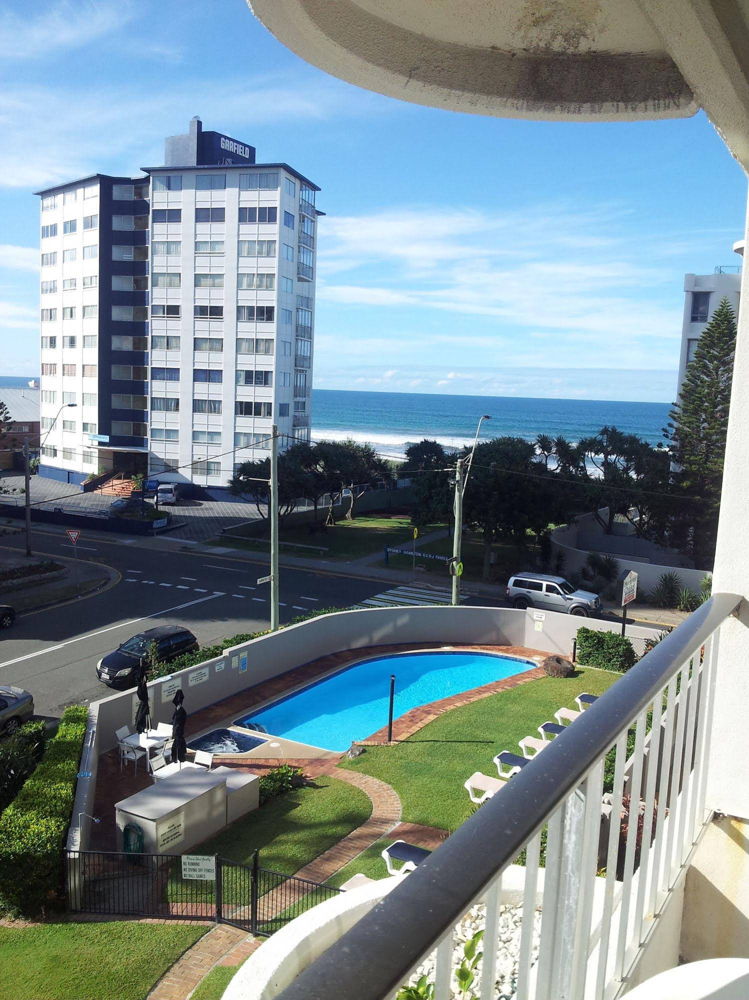 Surfers Chalet