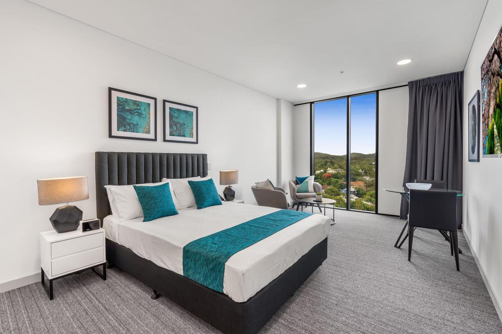 Essence Suites Taringa