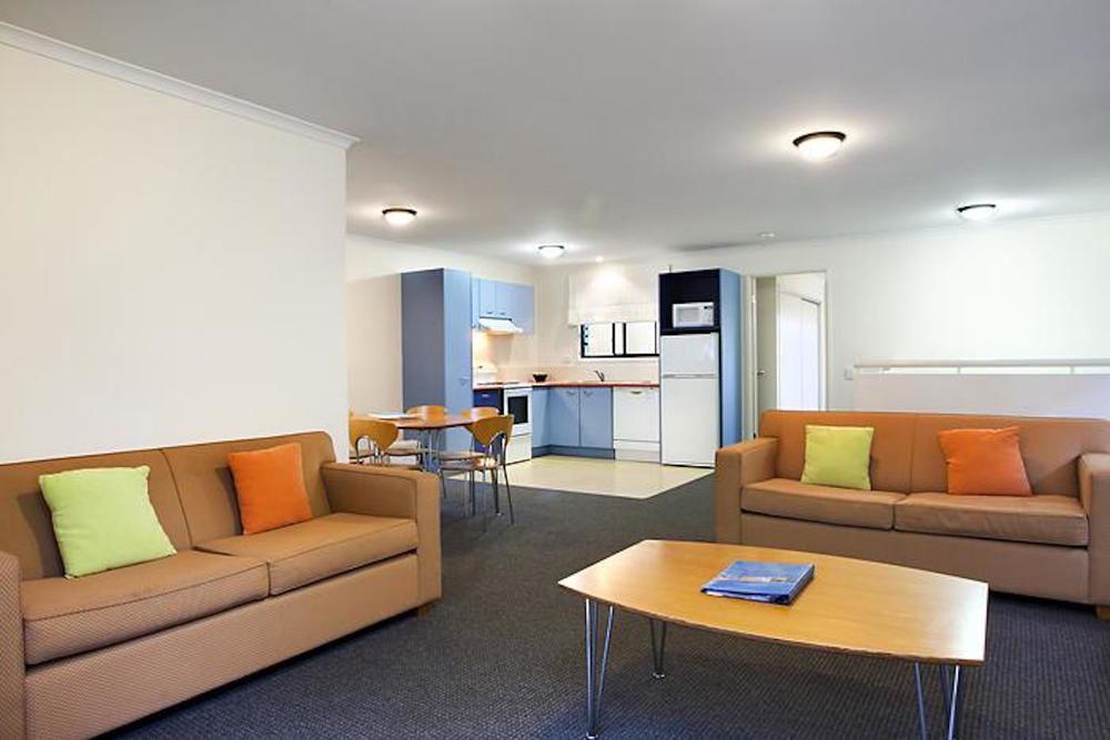 Noosa Lakes Resort