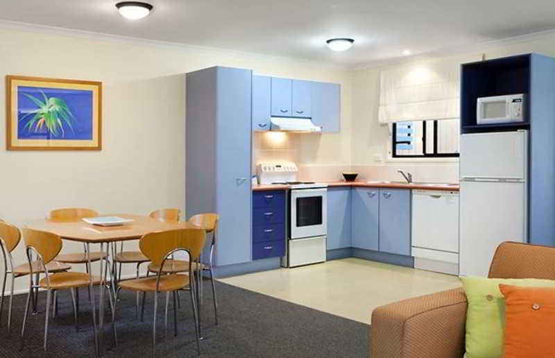 Noosa Lakes Resort