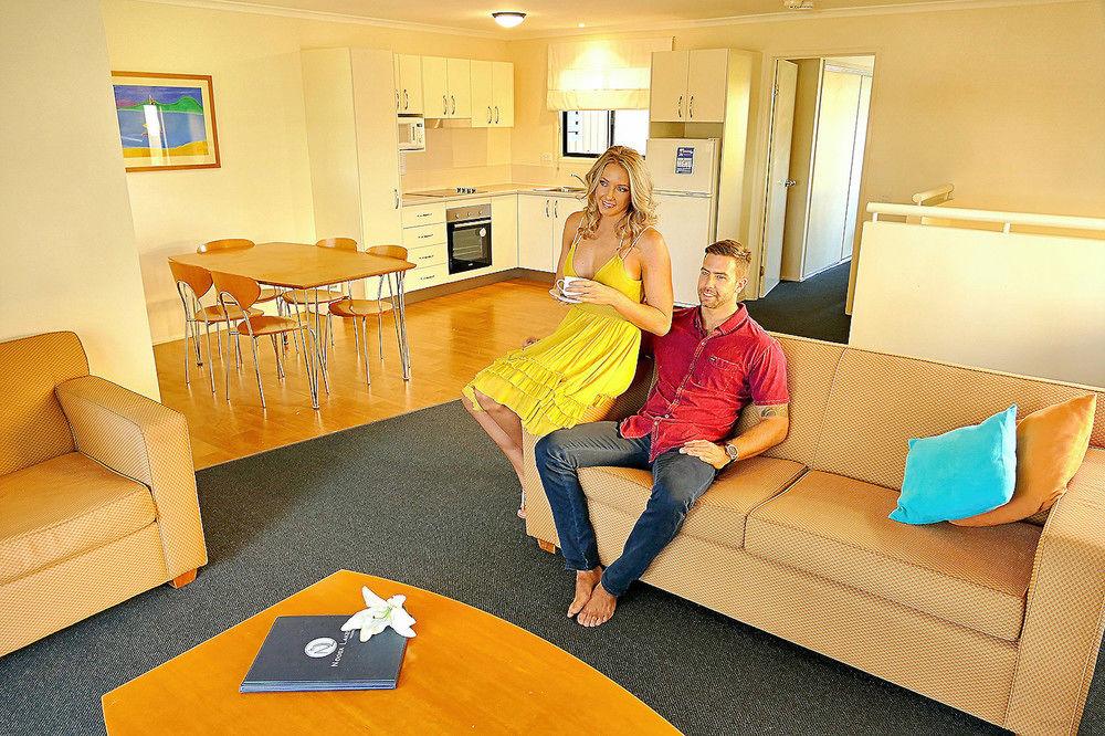 Noosa Lakes Resort