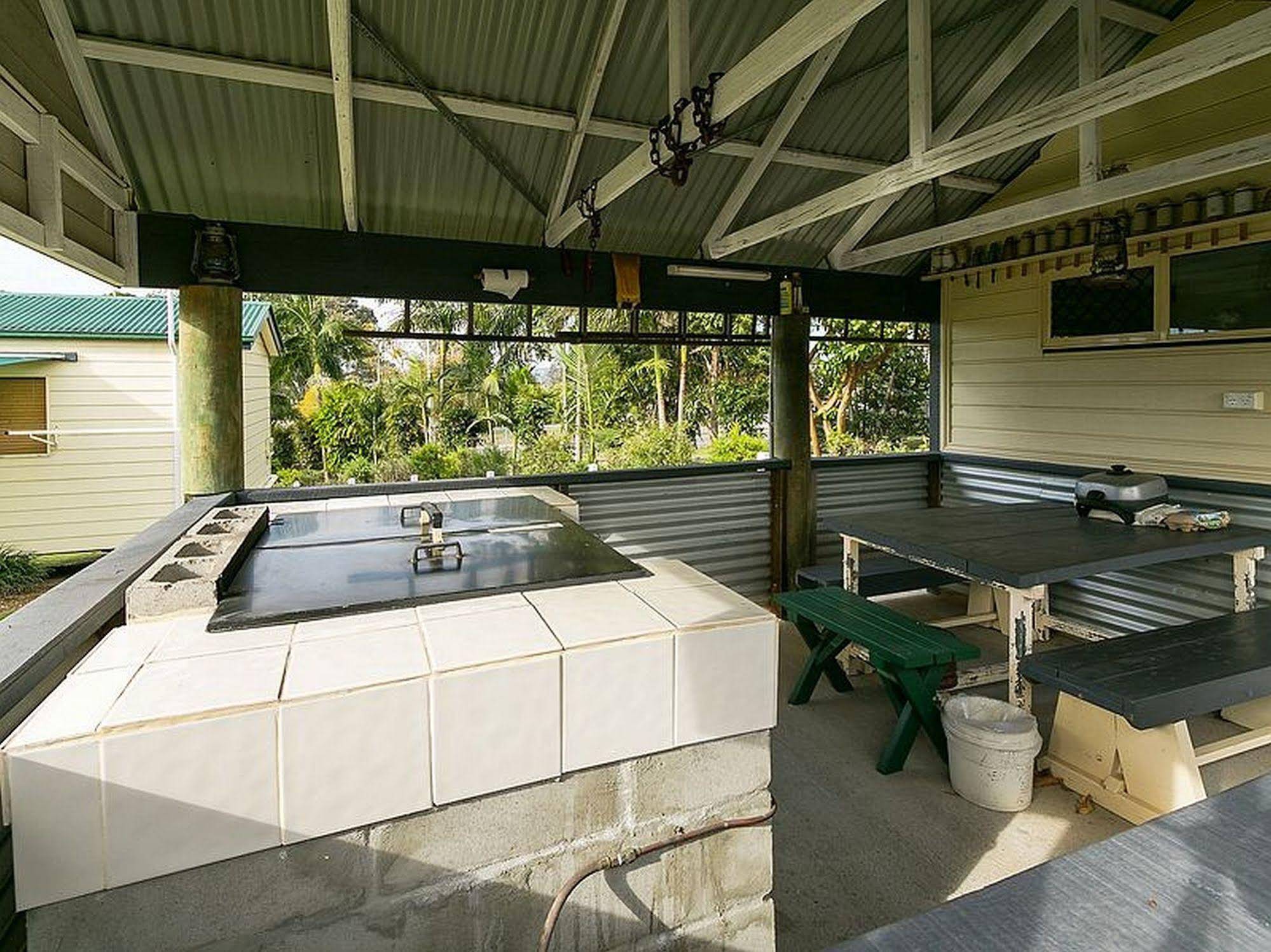 Tiaro Tourist StopOver