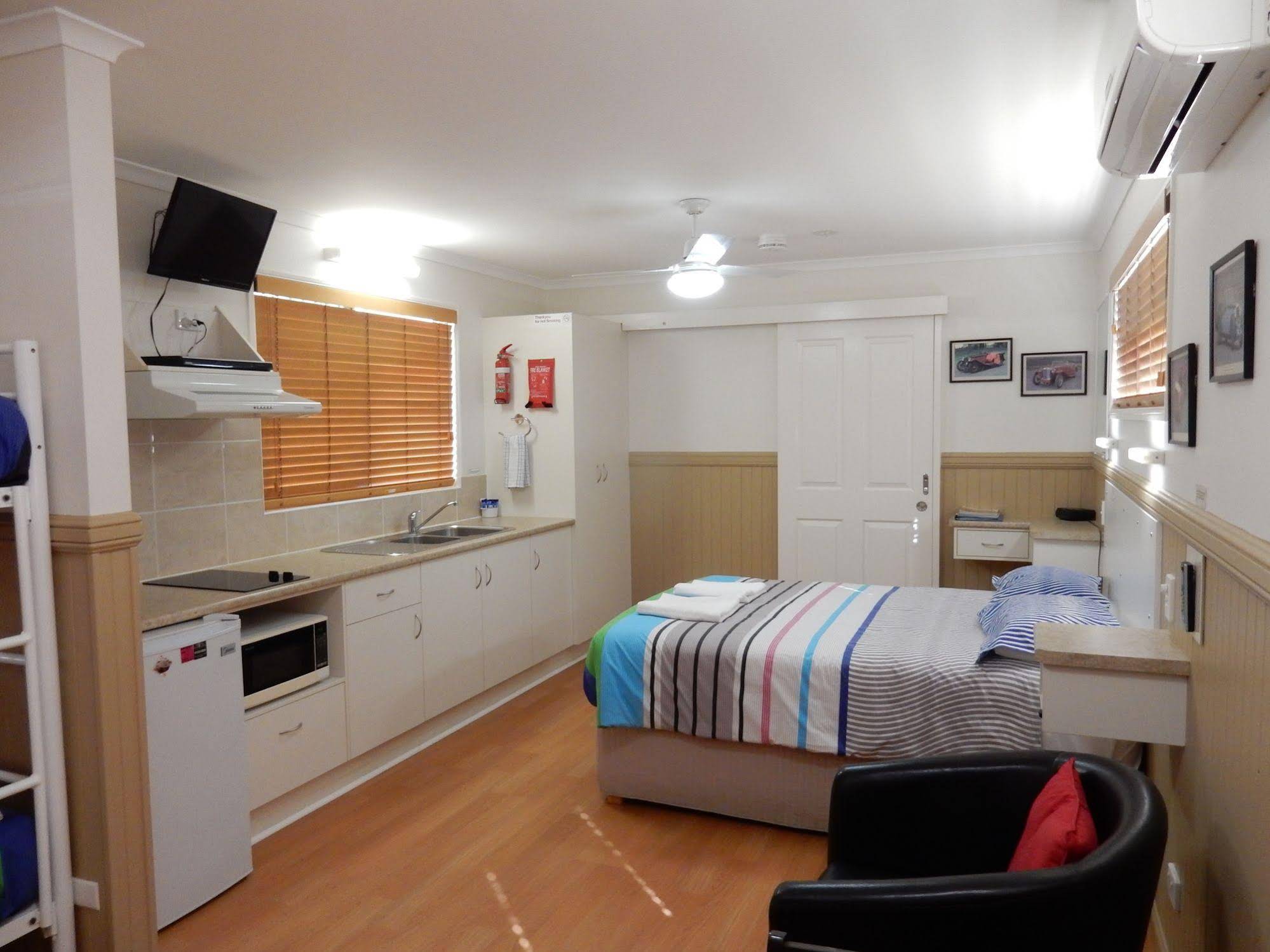 Tiaro Tourist StopOver