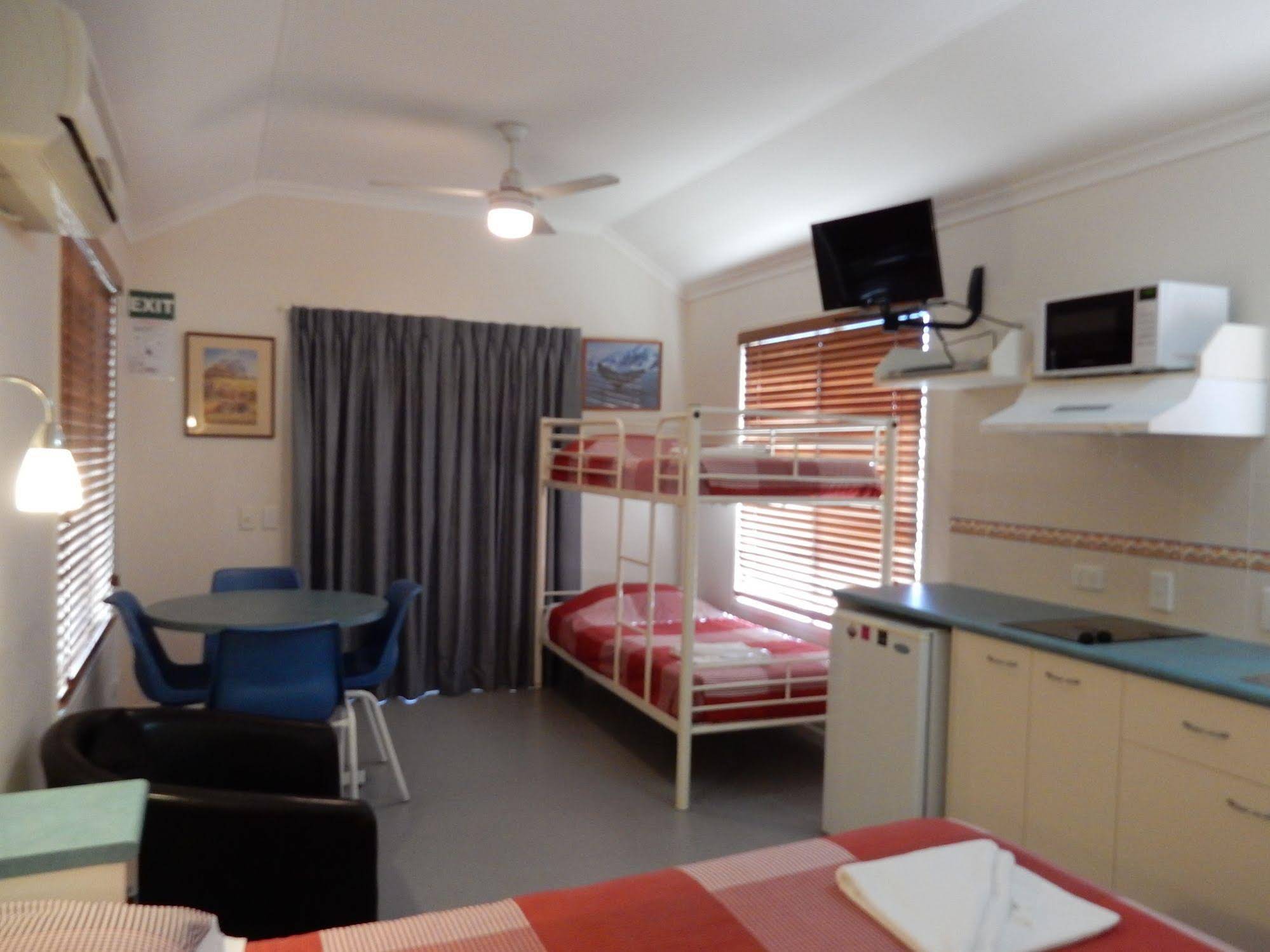 Tiaro Tourist StopOver