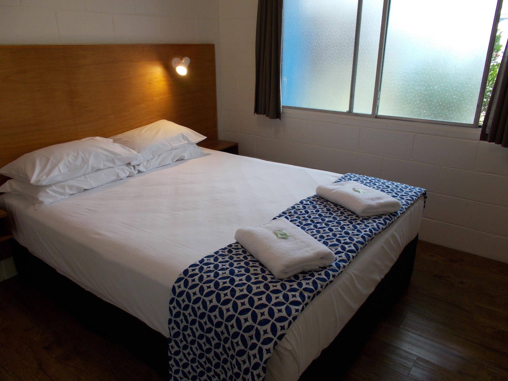 Lake Tinaroo Holiday Park