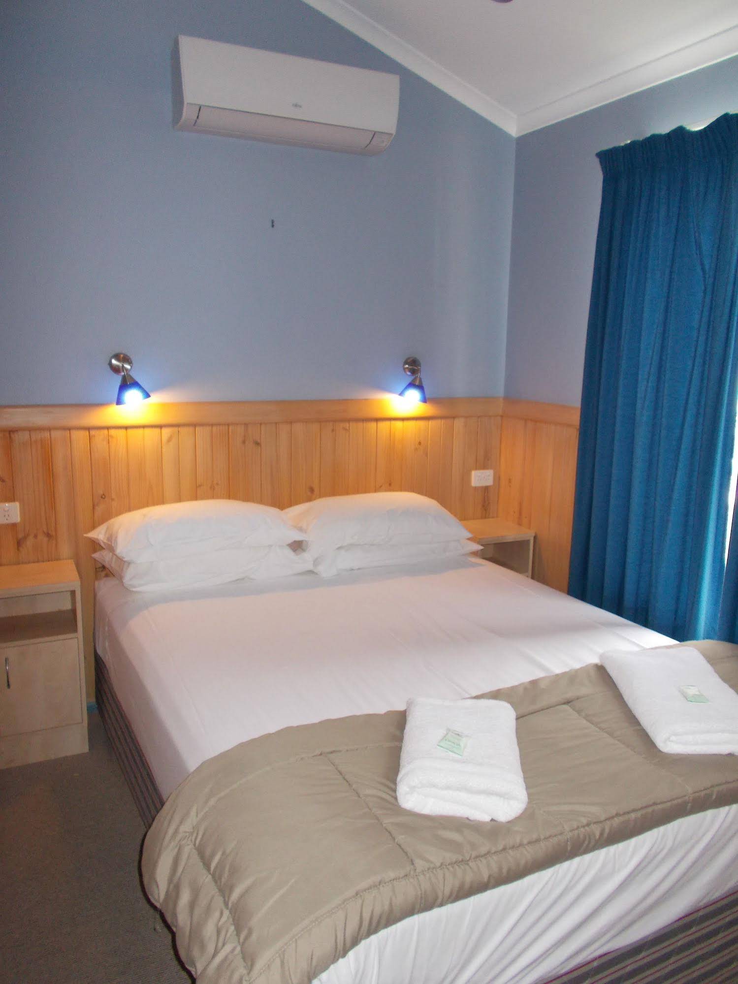 Lake Tinaroo Holiday Park