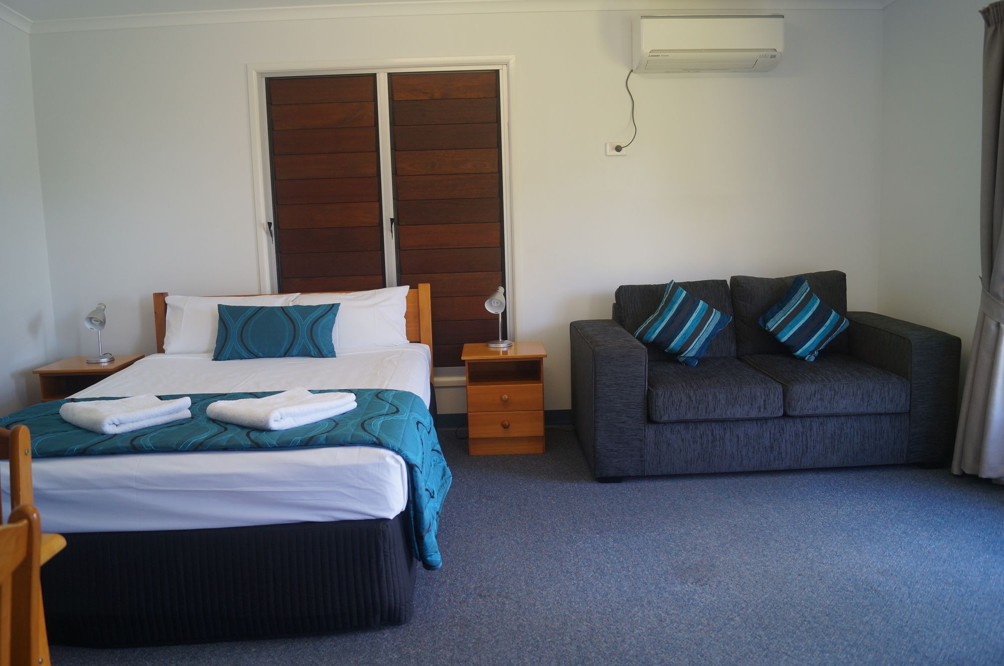 Sleepy Lagoon Hotel Motel
