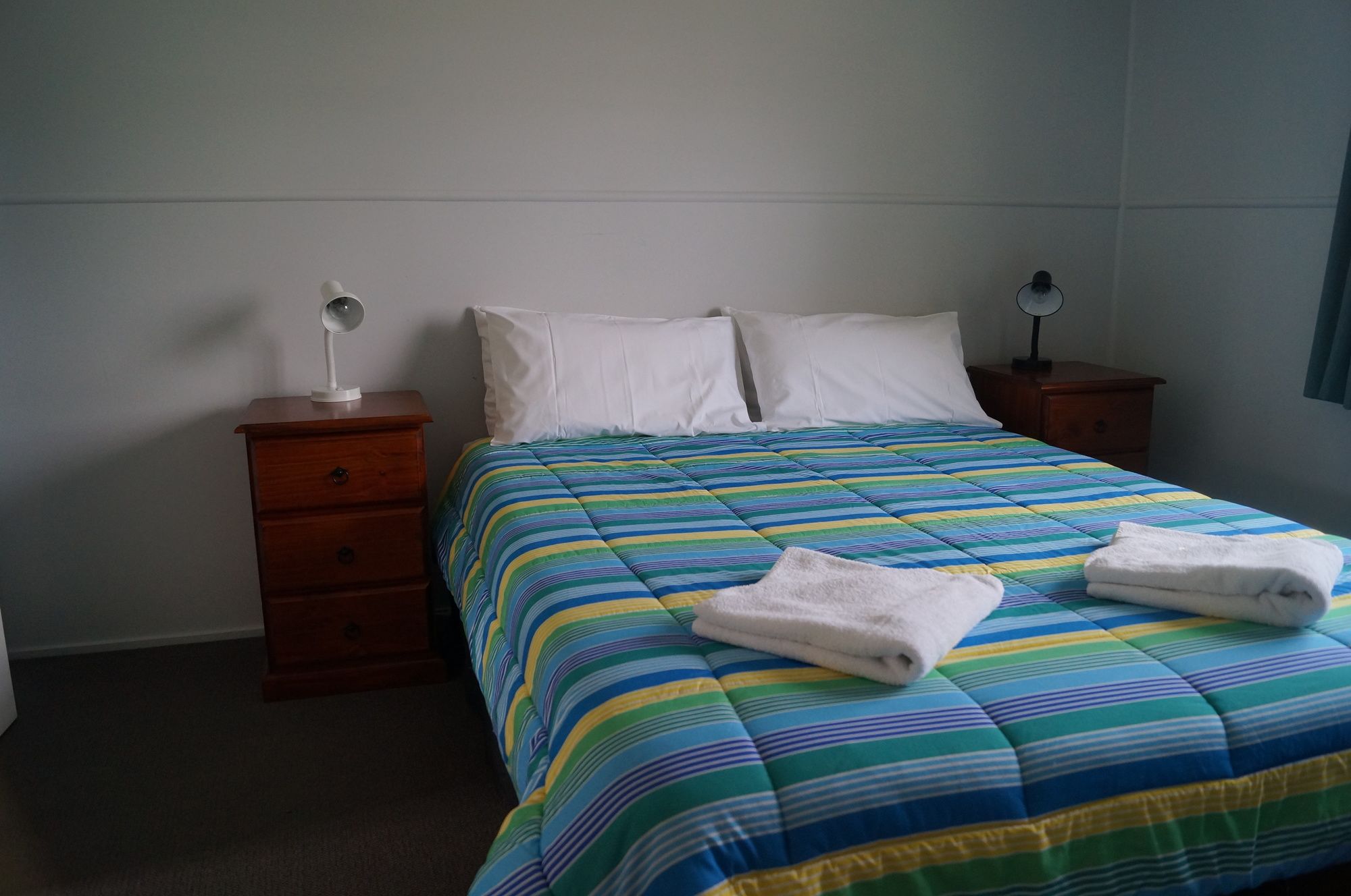 Sleepy Lagoon Hotel Motel