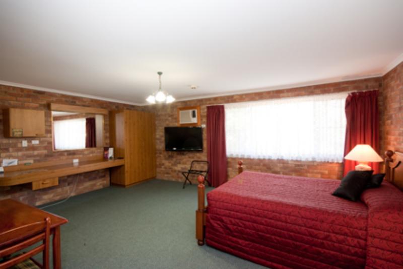 Allan Cunningham Motel