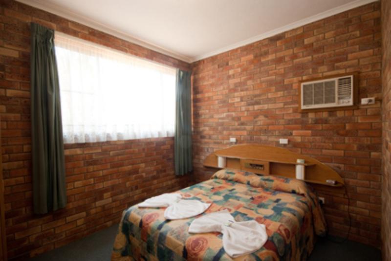 Allan Cunningham Motel
