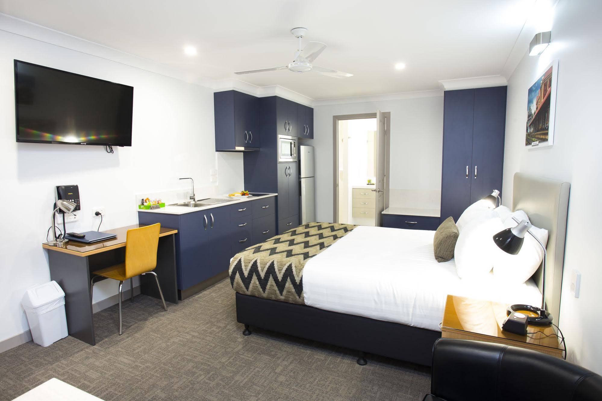 Altitude Motel