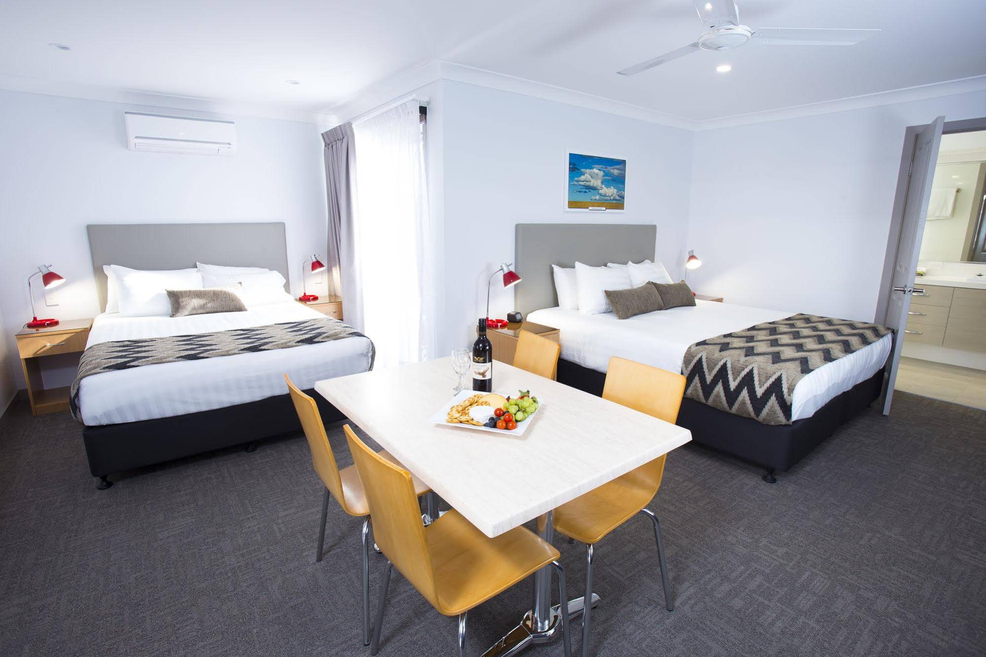 Altitude Motel