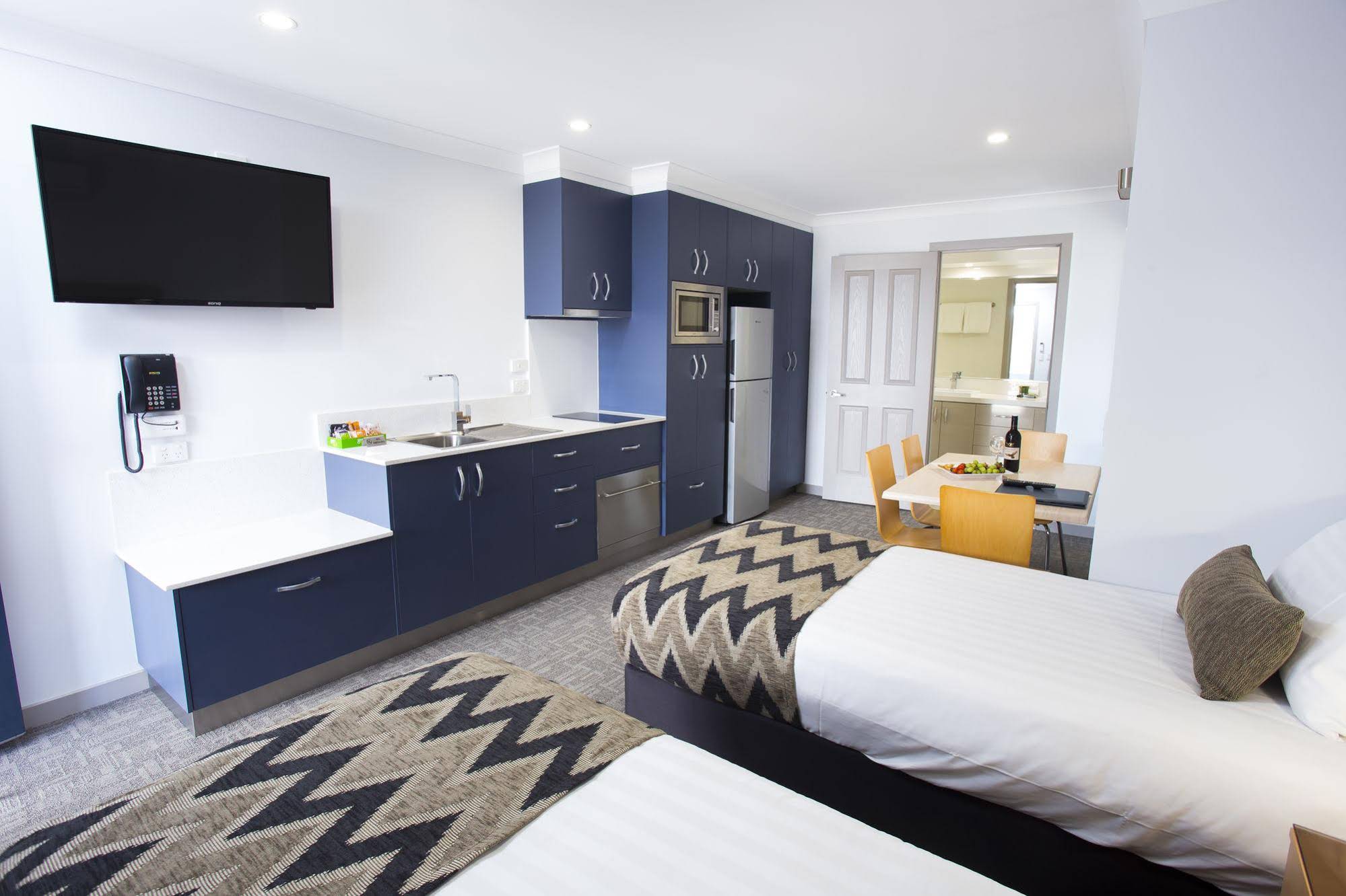 Altitude Motel