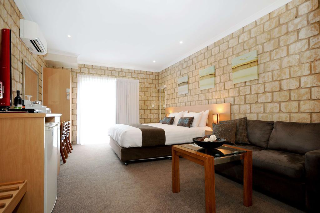 Great Divide Motor Inn