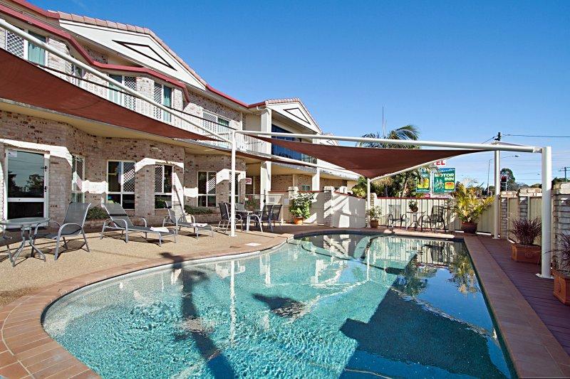 Highlander Motor Inn