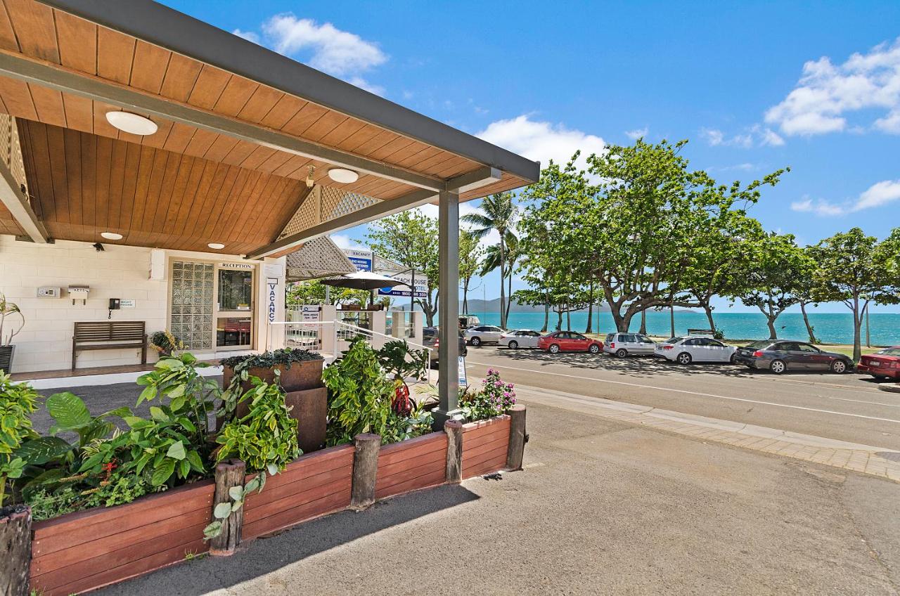 Beach House Motel