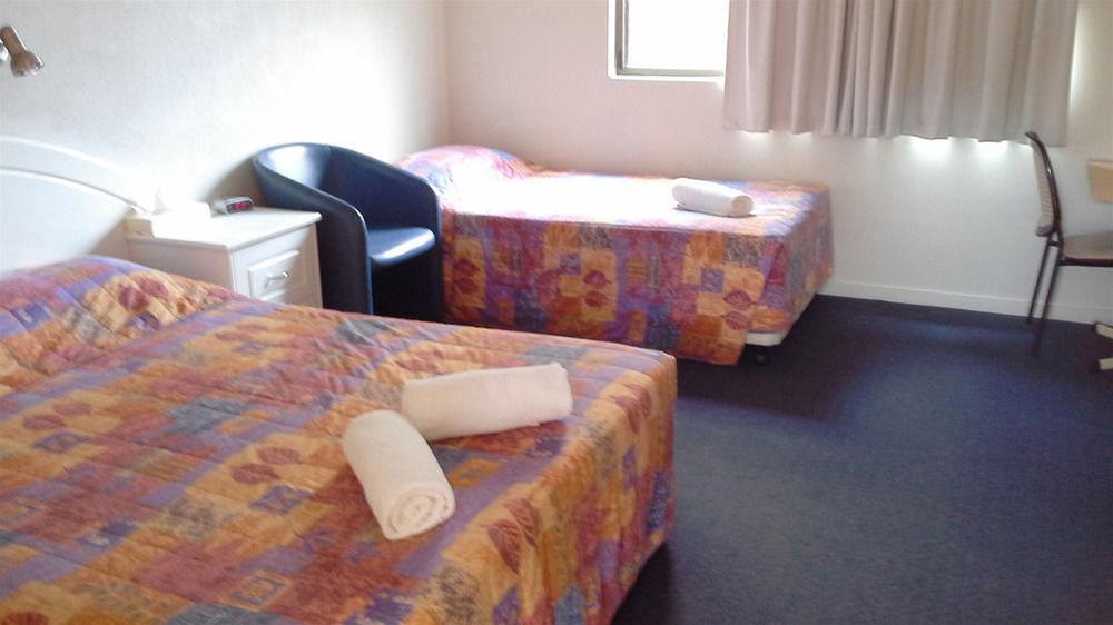 Cluden Park Motor Inn