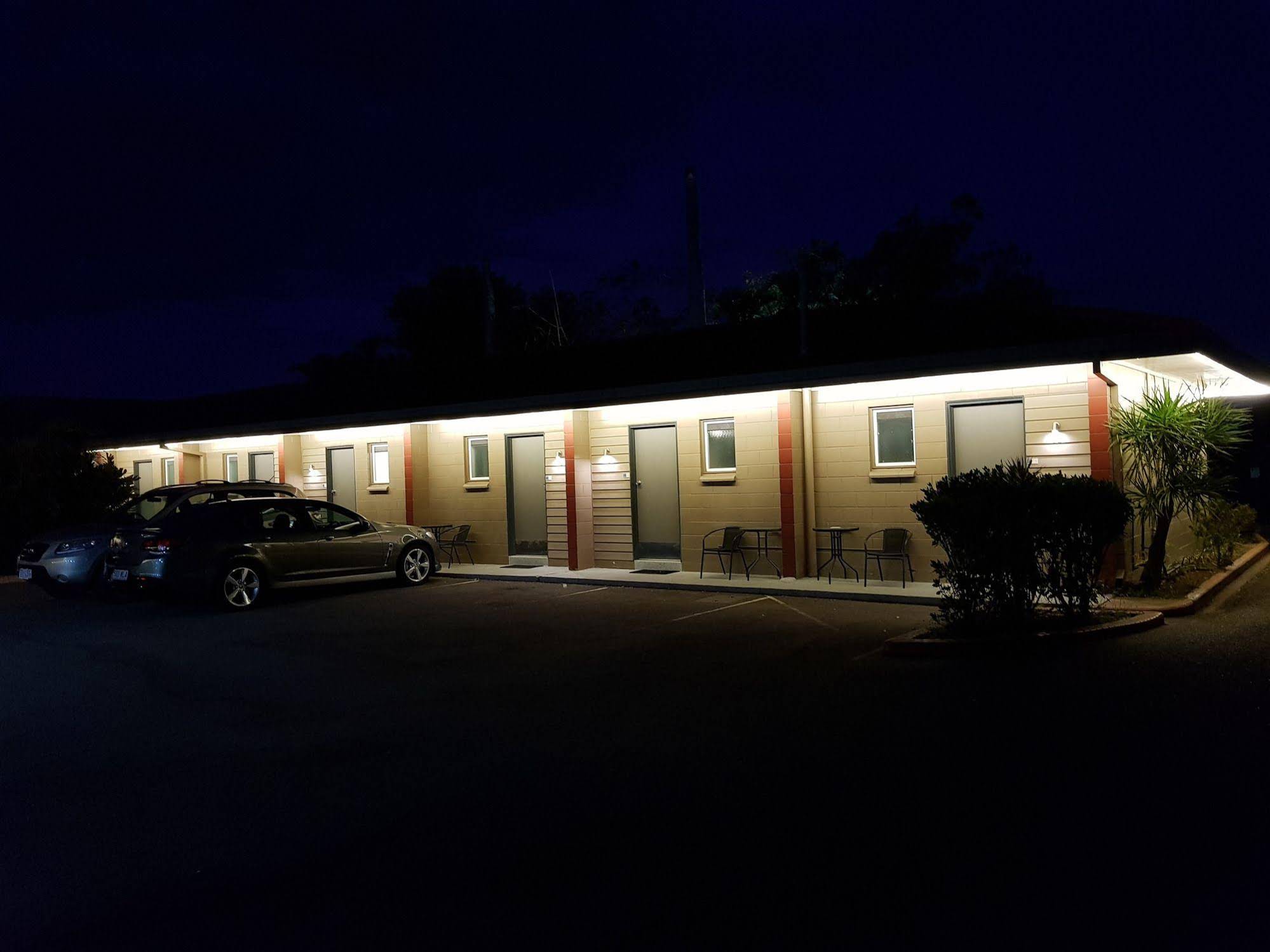 Island View Motel
