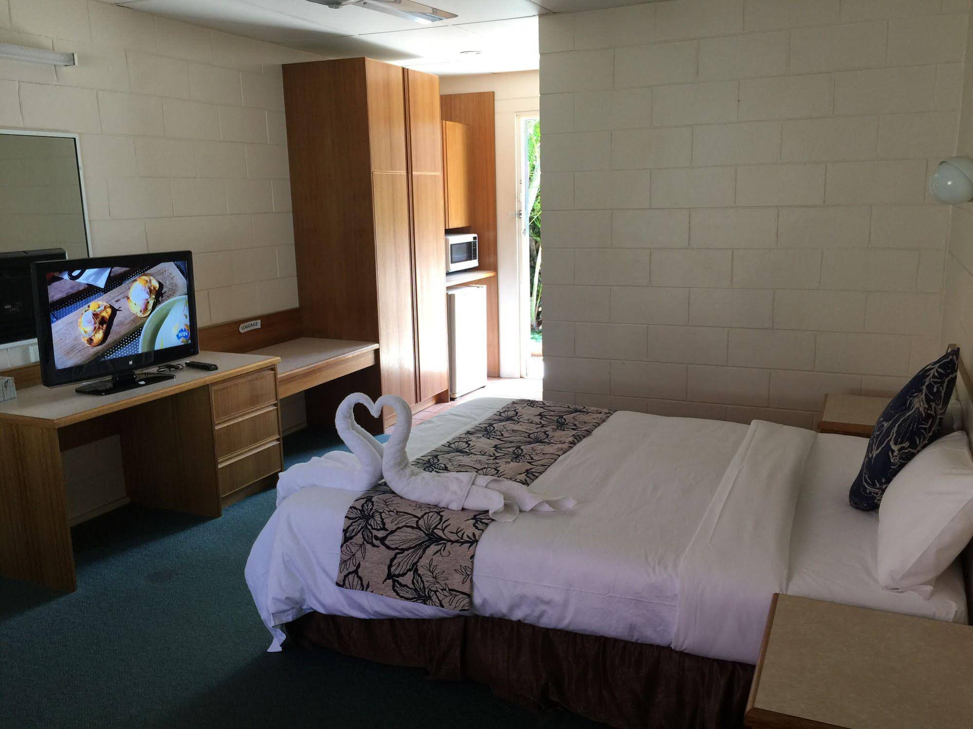 Island View Motel