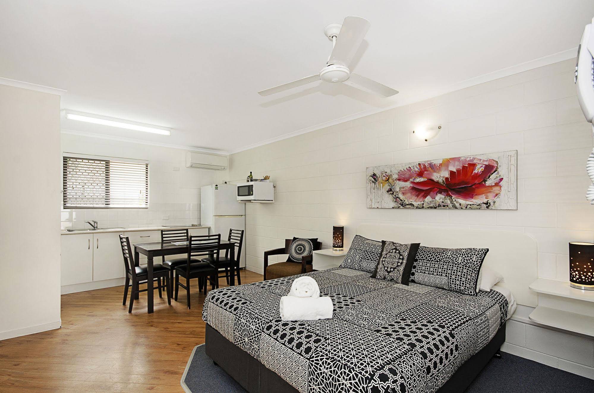 Townsville Holiday Apartments