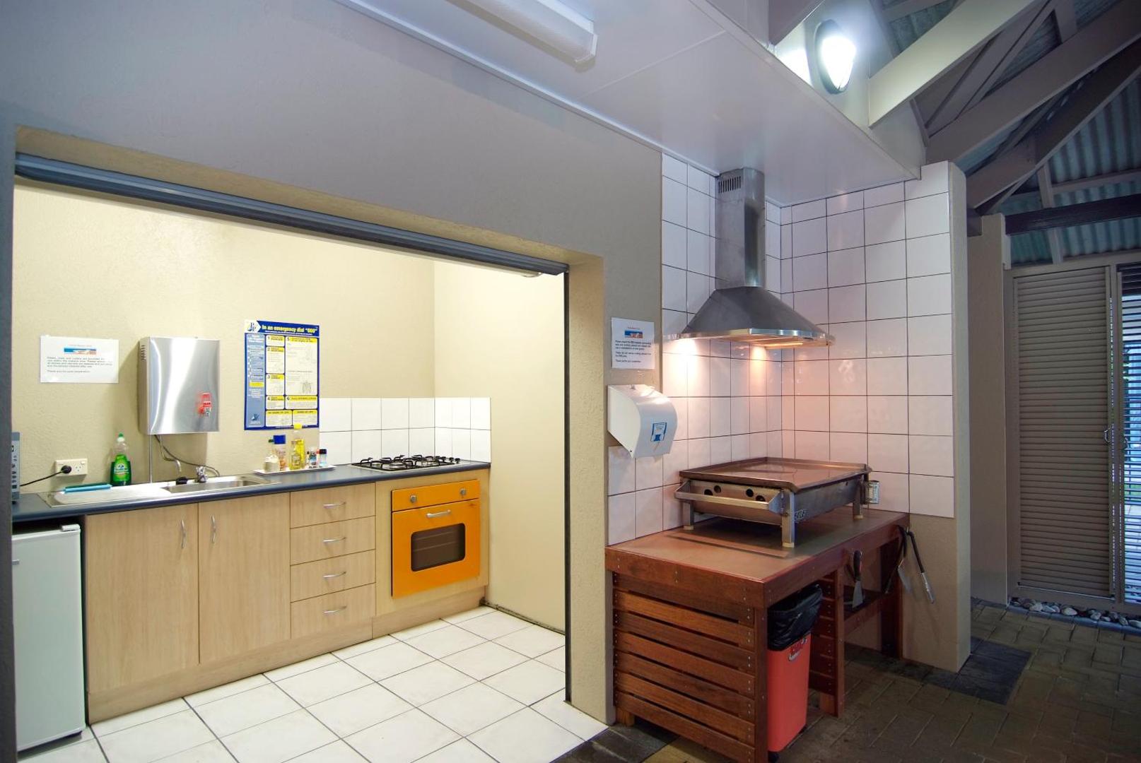 Comfort Inn & Suites Trinity Beach Club