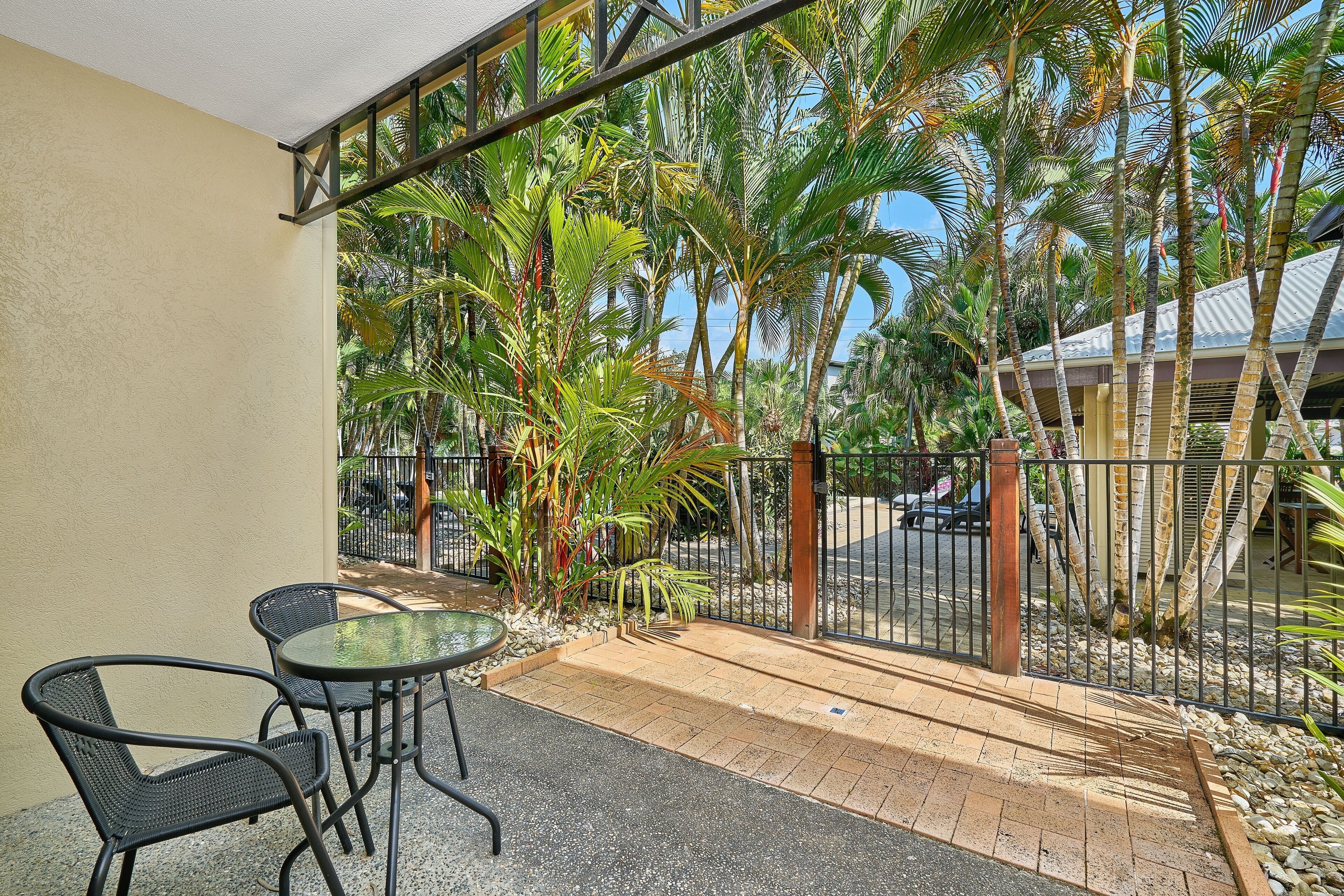 Comfort Inn & Suites Trinity Beach Club