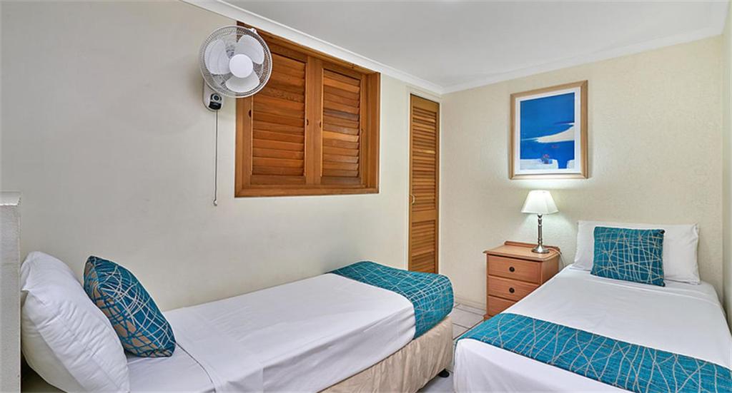 Comfort Inn & Suites Trinity Beach Club