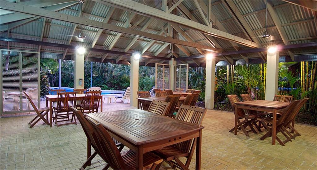 Comfort Inn & Suites Trinity Beach Club