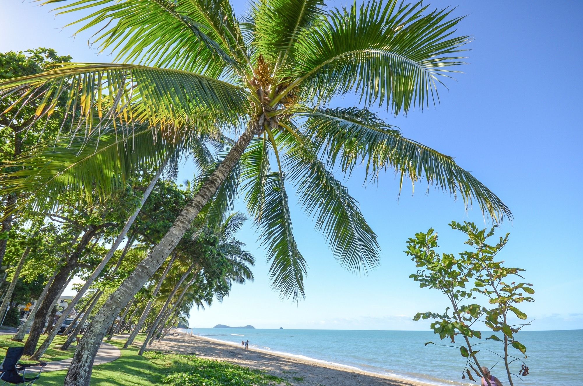 Roydon Beachfront Holiday Apartments
